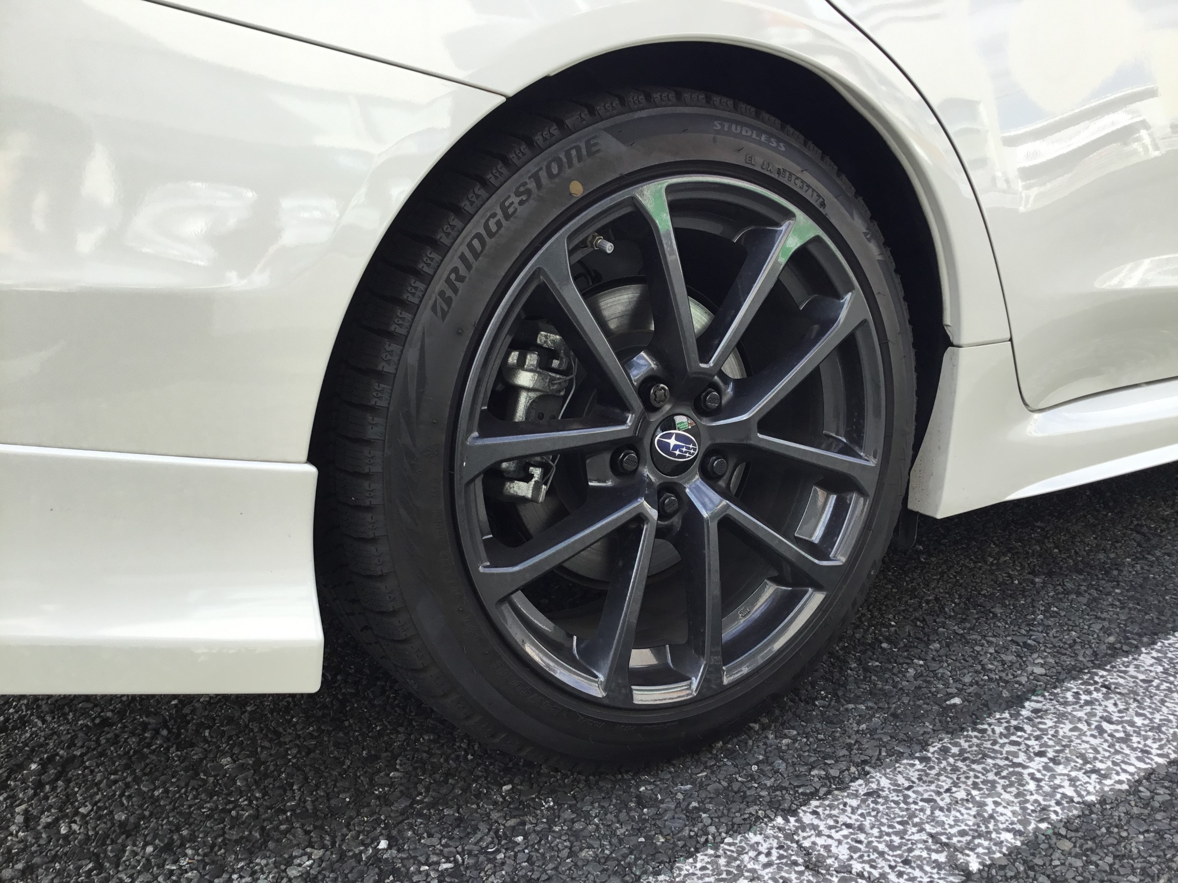 WRX リアブレーキインチアップキット | スバル WRX S4 | サービス事例 | タイヤ館 高津 | 神奈川県のタイヤ、カー用品ショップ  タイヤからはじまる、トータルカーメンテナンス タイヤ館グループ