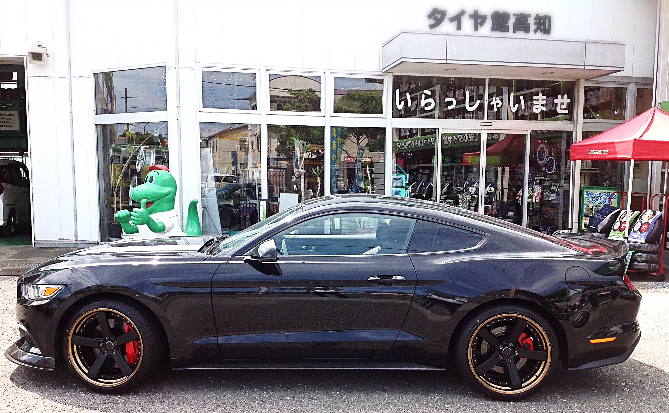 最愛 ESR ホイールとBSタイヤ 使用距離少ない マスタング 日産車