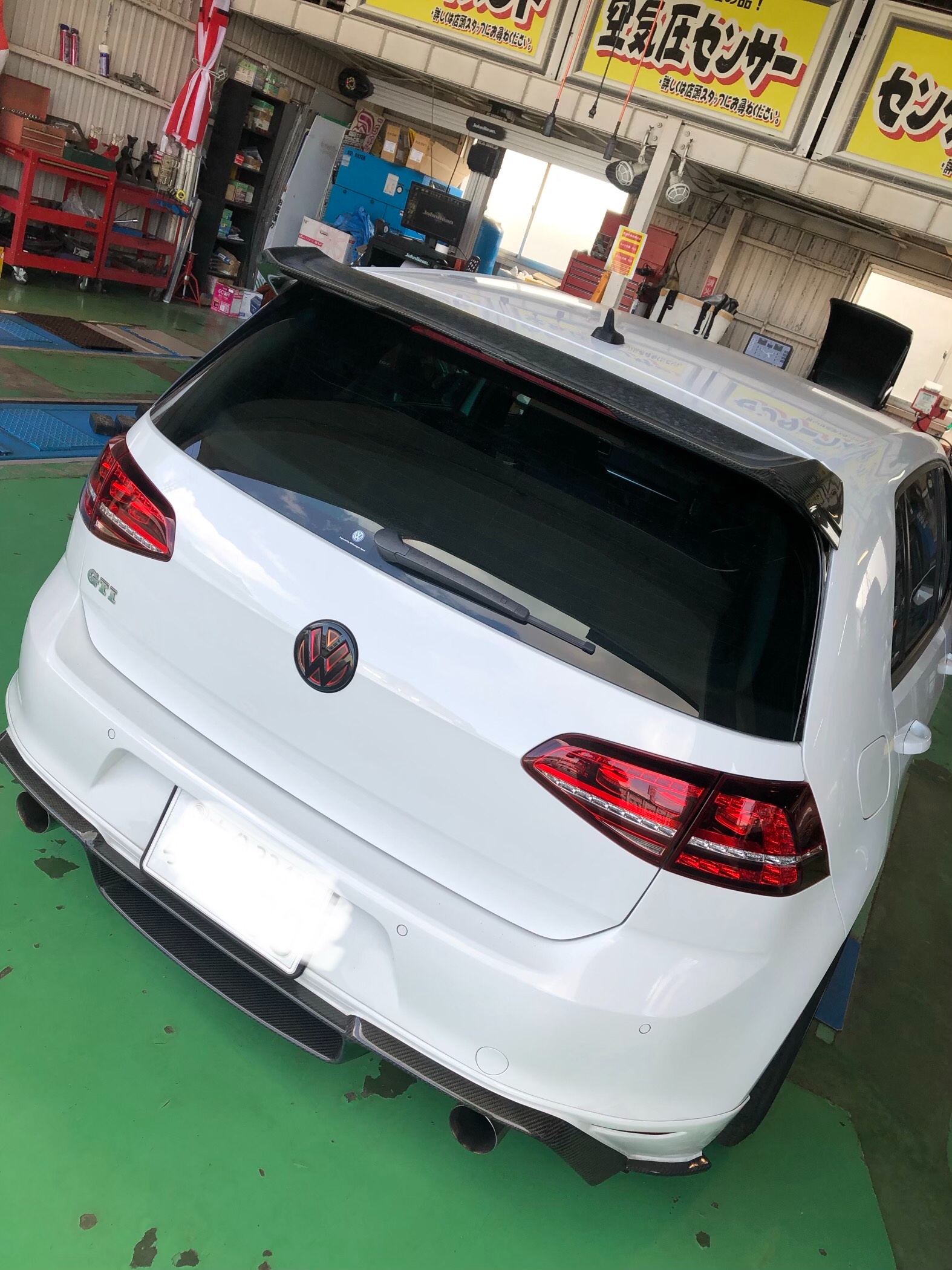 消費税無し VW ゴルフ8 リアスポイラー ienomat.com.br