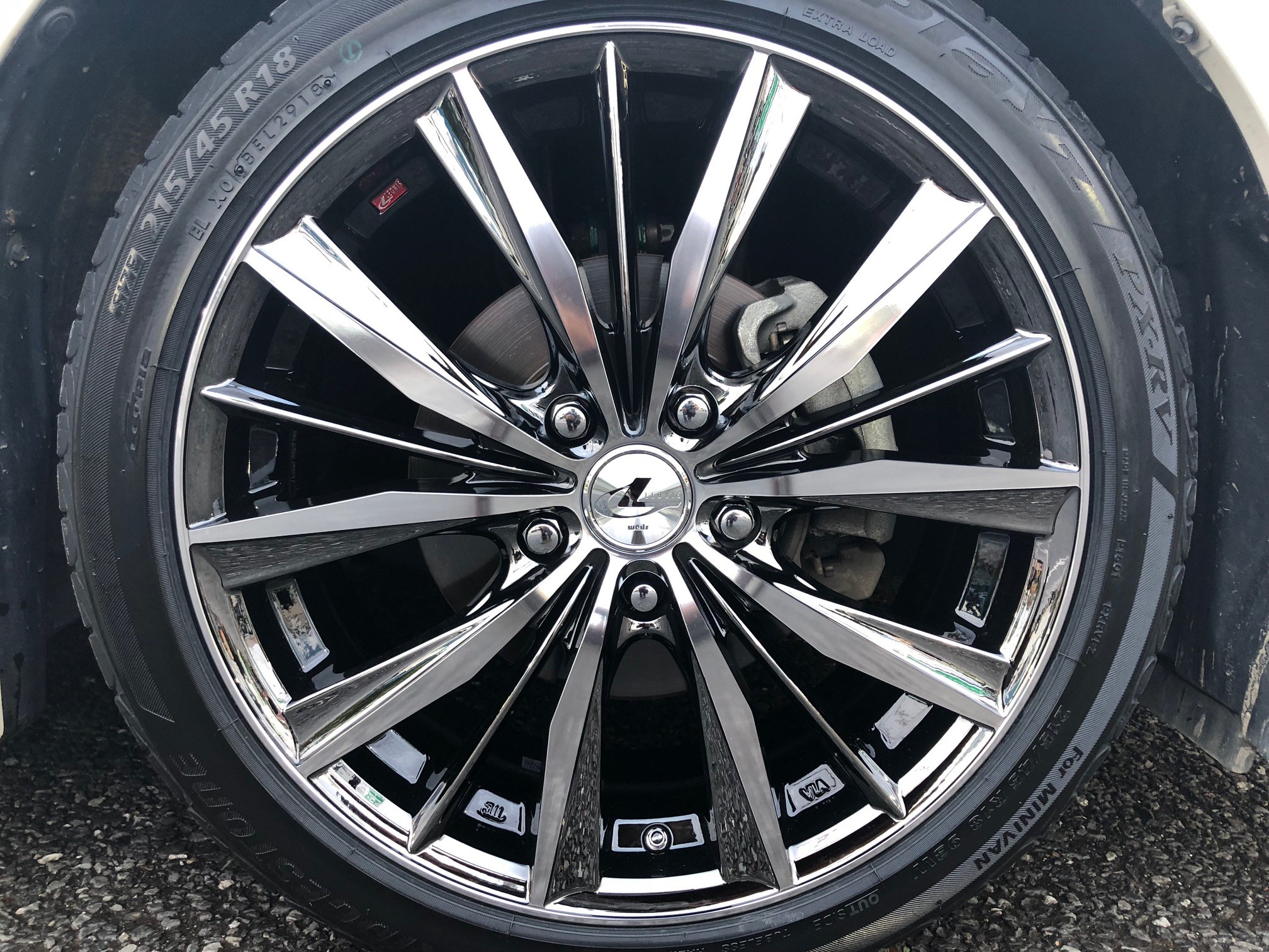 トヨタ ZRR85Ｗ・VOXY】足回りドレスアップのご紹介です。 | トヨタ