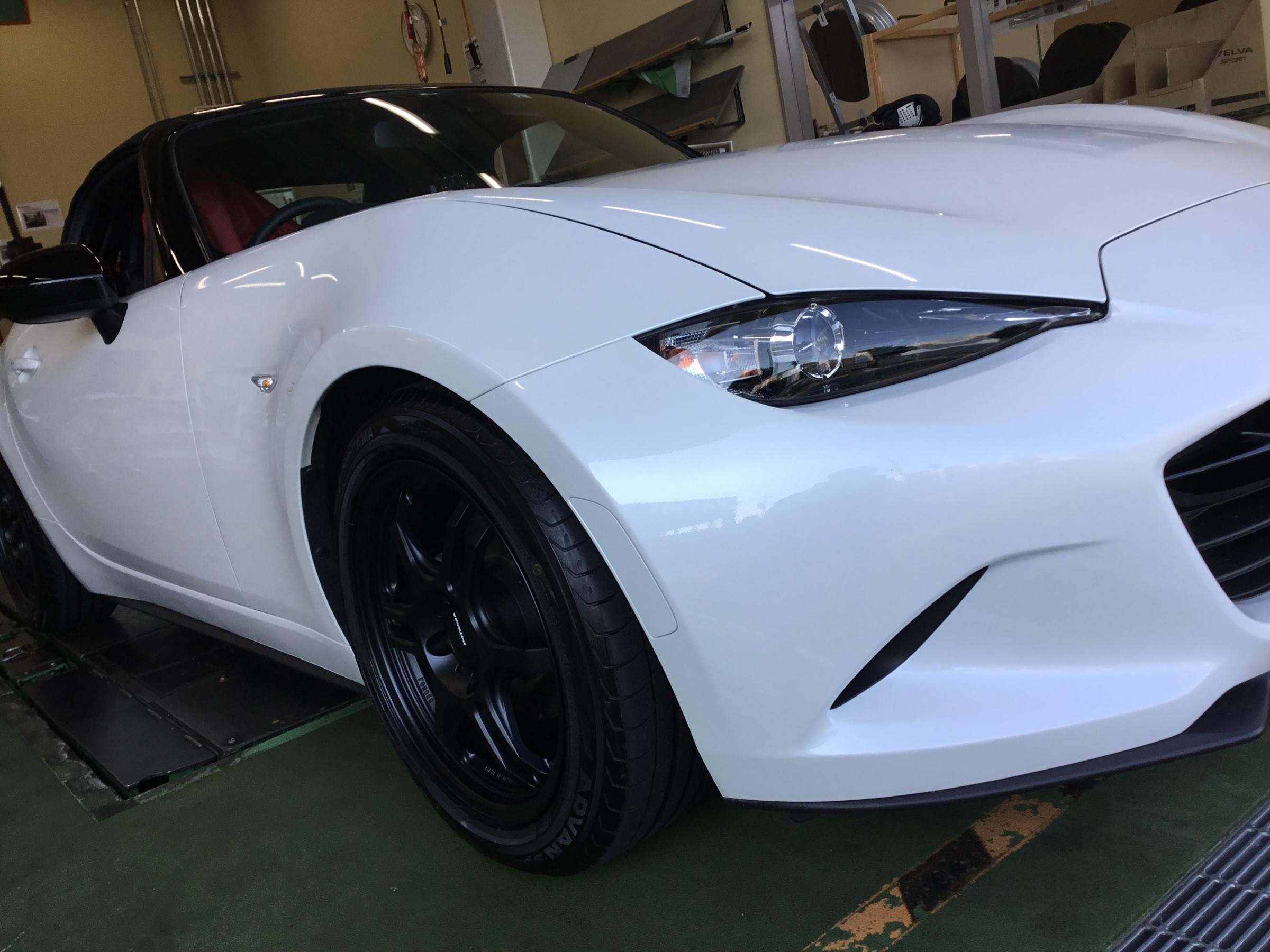マツダ ロードスターｎｄ ホイール 車高調交換 マツダ ロードスター ホイール 作業事例紹介 タイヤ館 岐阜北 岐阜県のタイヤ カー用品ショップ タイヤからはじまる トータルカーメンテナンス タイヤ館グループ