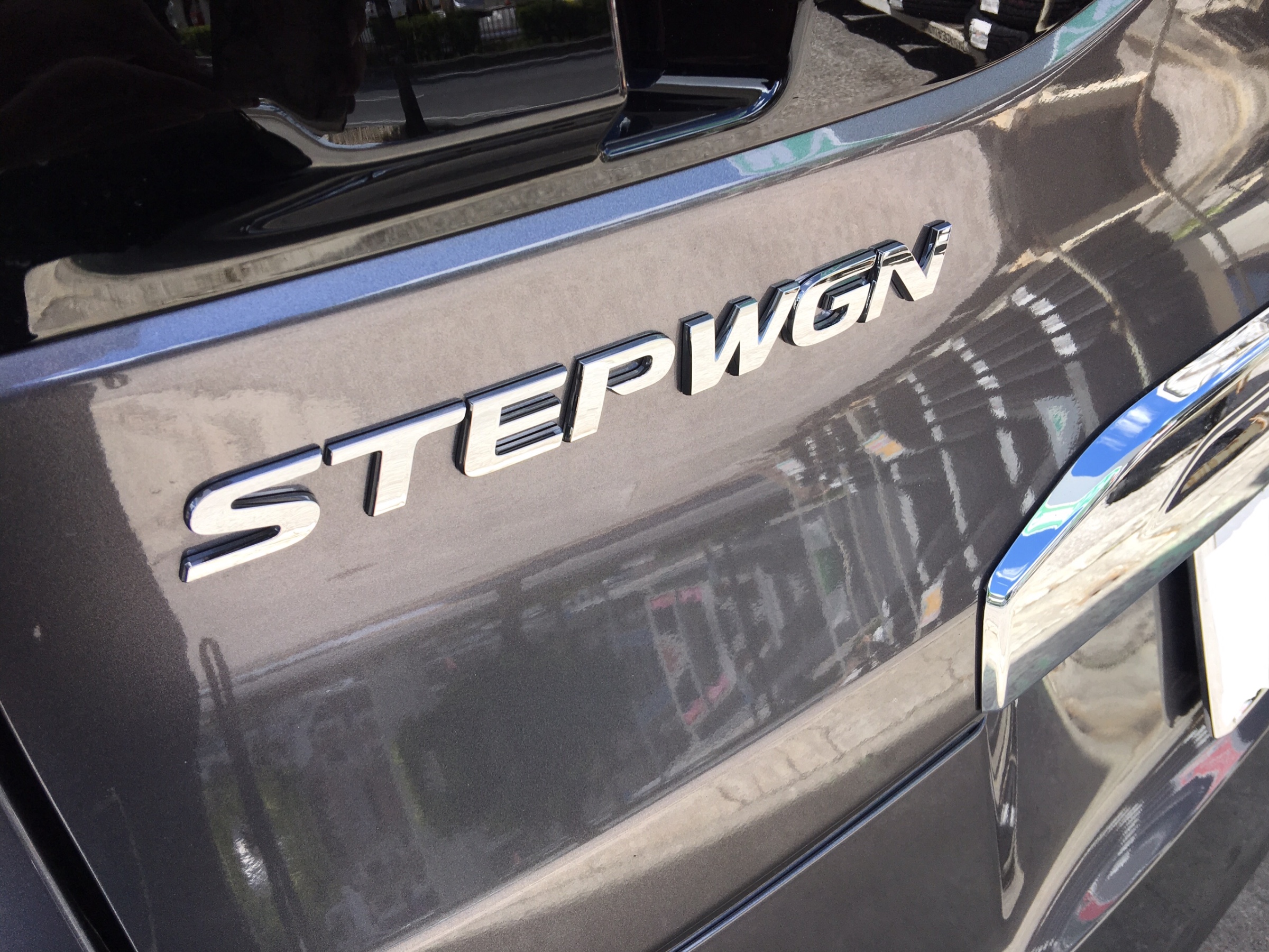 ステップワゴン Rp5 シートカバー取り付け ホンダ ステップワゴン その他 パーツ取付 各種用品取付 スタッフ日記 タイヤ館 小禄