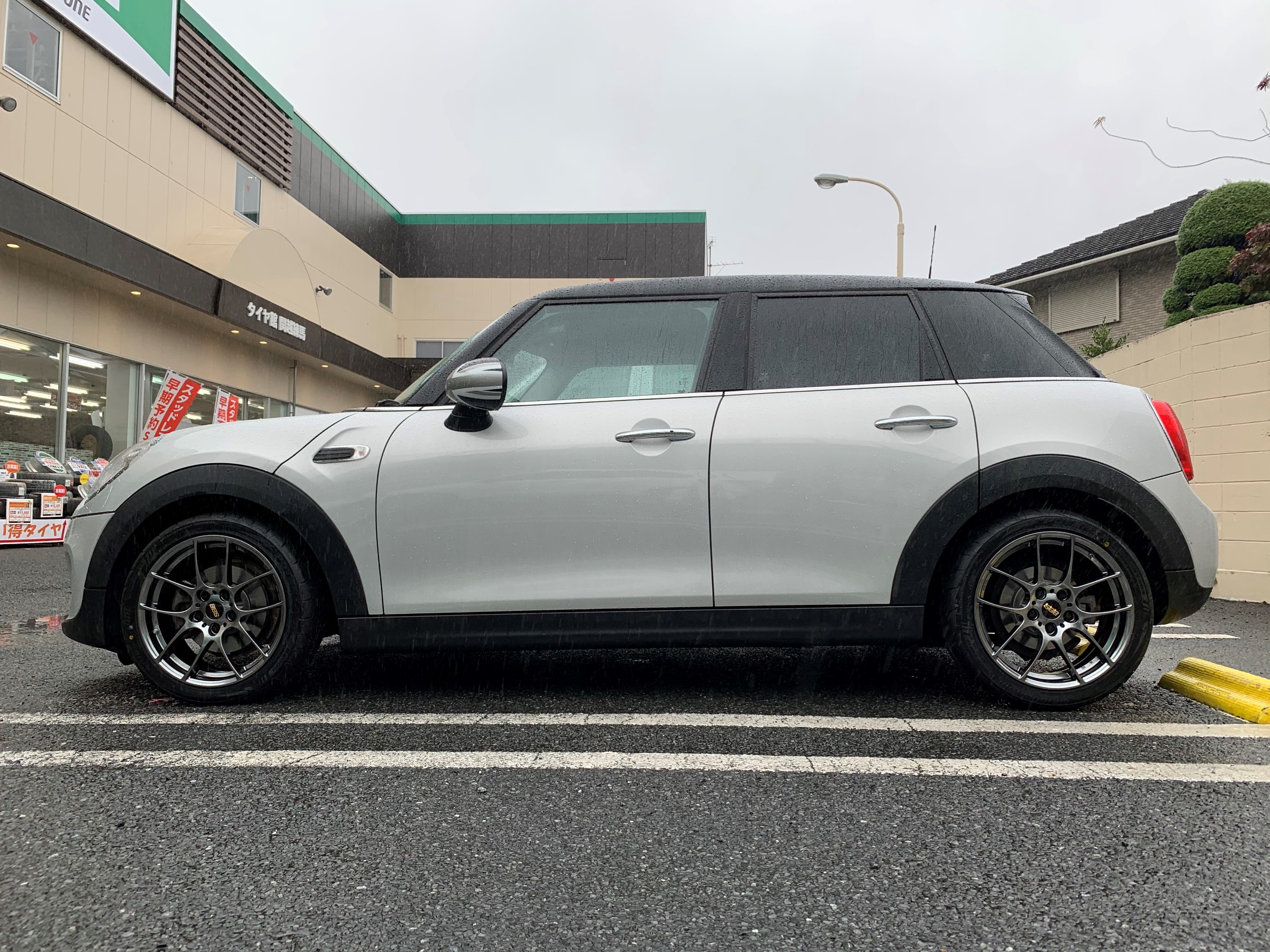 ミニクーパーF55にBBS取り付け！ | ミニ クーパー ホイール タイヤ
