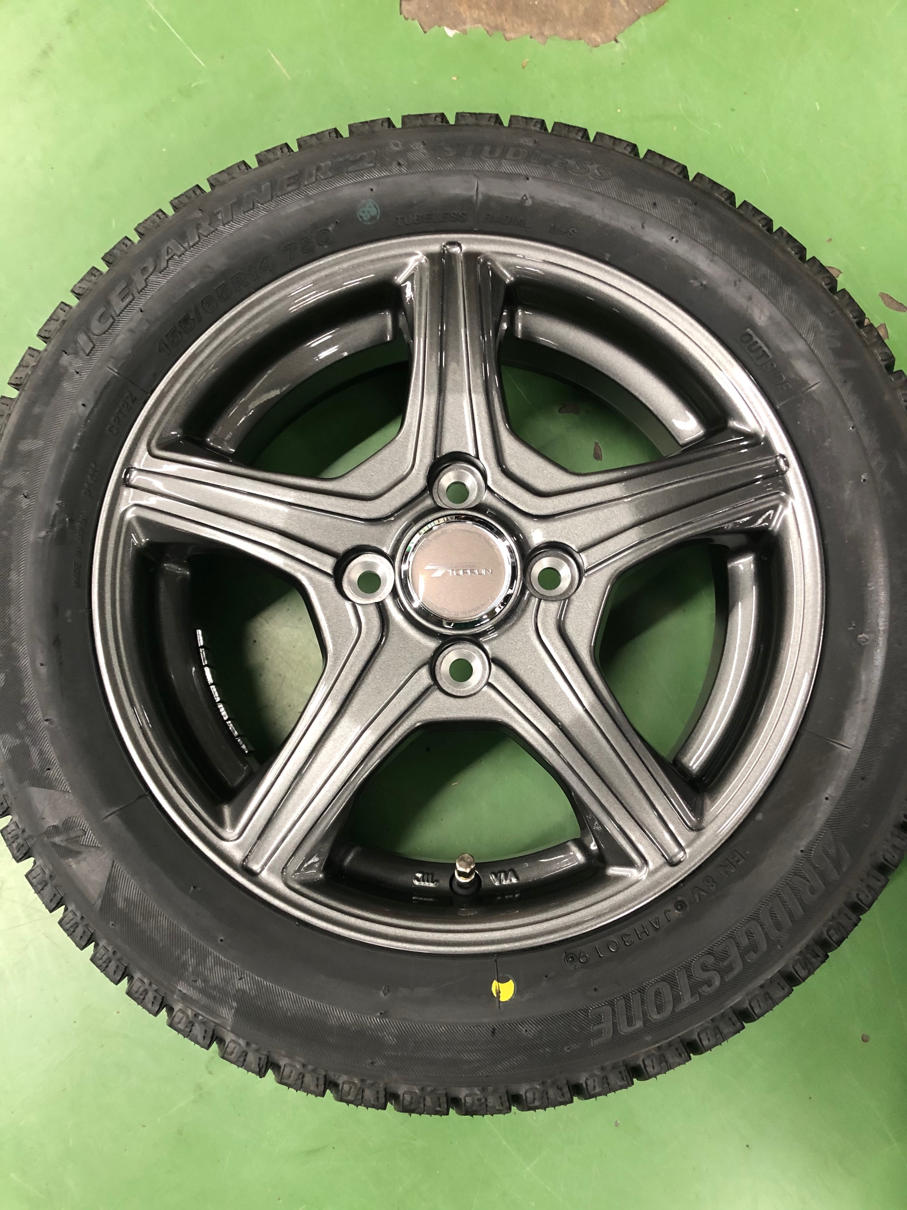 ダイハツ・ムーヴ・ＬＡ150Ｓ】タイヤホイール交換 | ダイハツ ムーヴ
