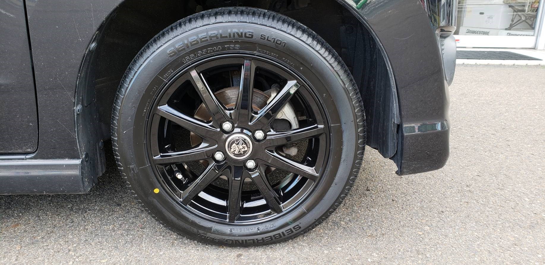 カズ 1/10 R31 ワゴン Dスタイル 限定品 タイヤホイール４本付き カズ 1/10 R31 ワゴン Dスタイル 限定品 タイヤホイール4本付き