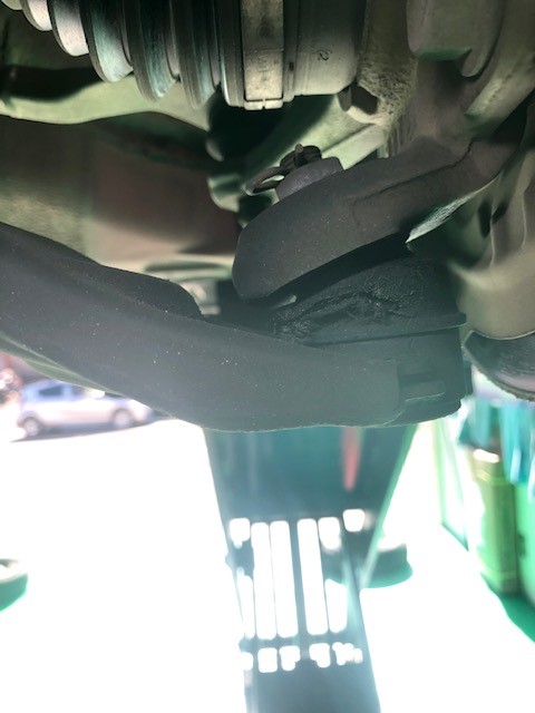 パッソ ロアボールジョイントブーツ交換 | トヨタ パッソ その他 その他 > 車検 | サービス事例 | タイヤ館 瀬谷 |  神奈川県のタイヤ、カー用品ショップ タイヤからはじまる、トータルカーメンテナンス タイヤ館グループ