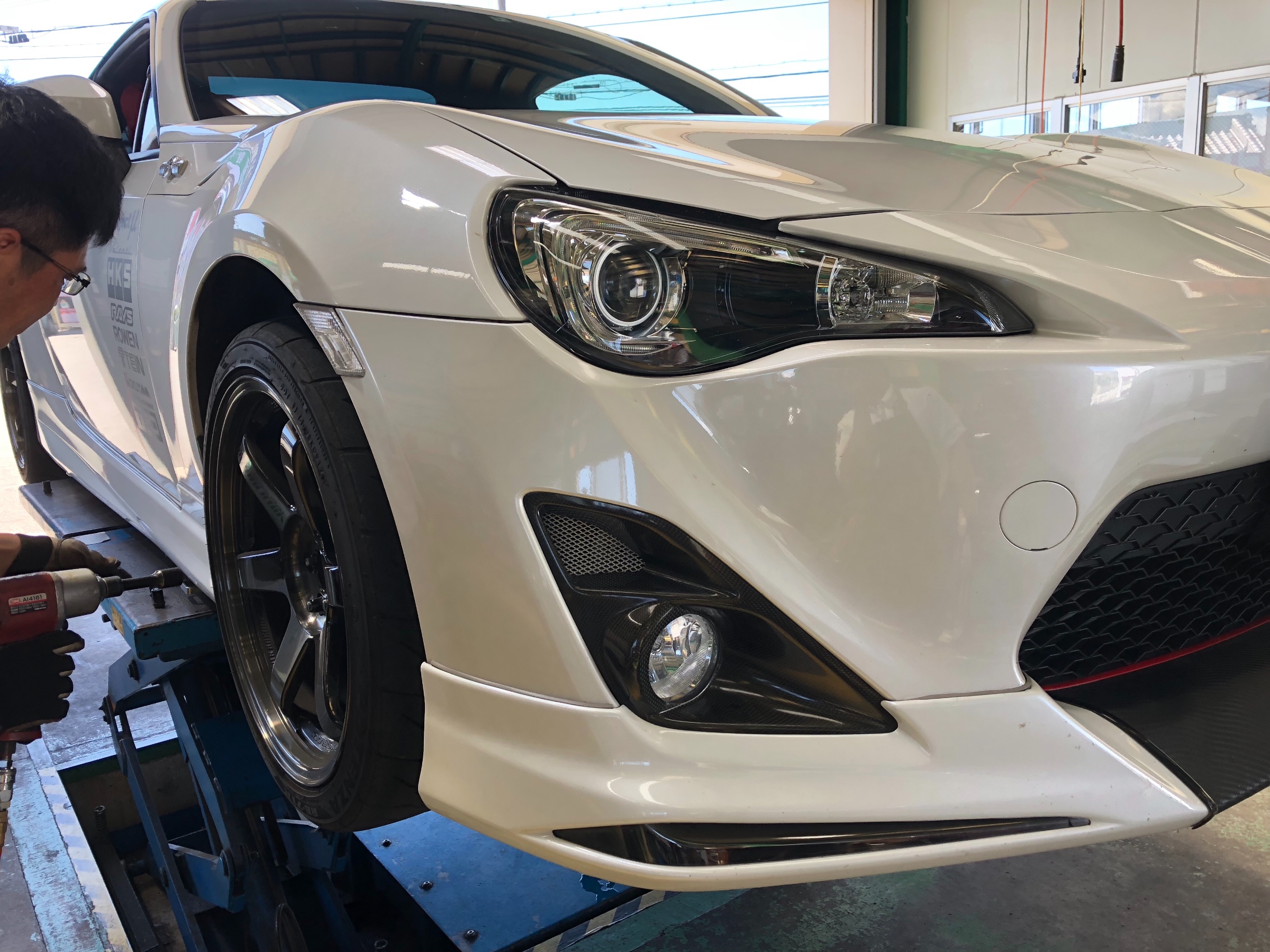 86にポテンザｒｅ ７１ｒ装着 O トヨタ 86 タイヤ スタッフ日記 タイヤ館 加古川中央 兵庫県のタイヤ カー用品ショップ タイヤからはじまる トータルカーメンテナンス タイヤ館グループ
