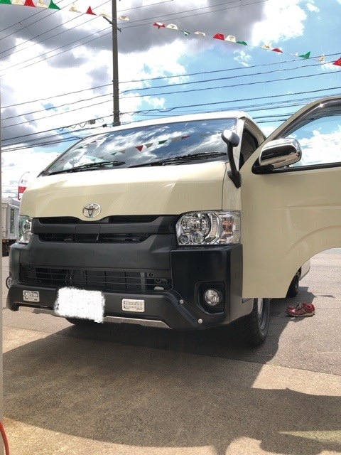 スタッフ撮影　ナンバーはペイントで隠しました。