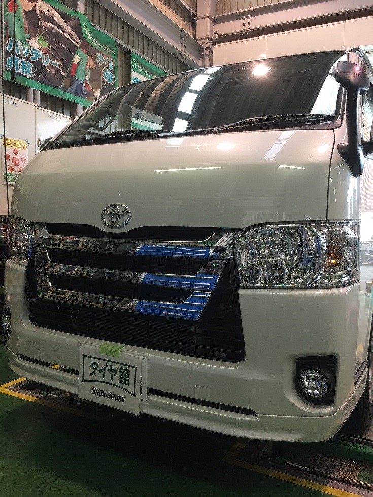 200系 ハイエース 4型後期 1.5インチダウン！ | トヨタ ハイエース