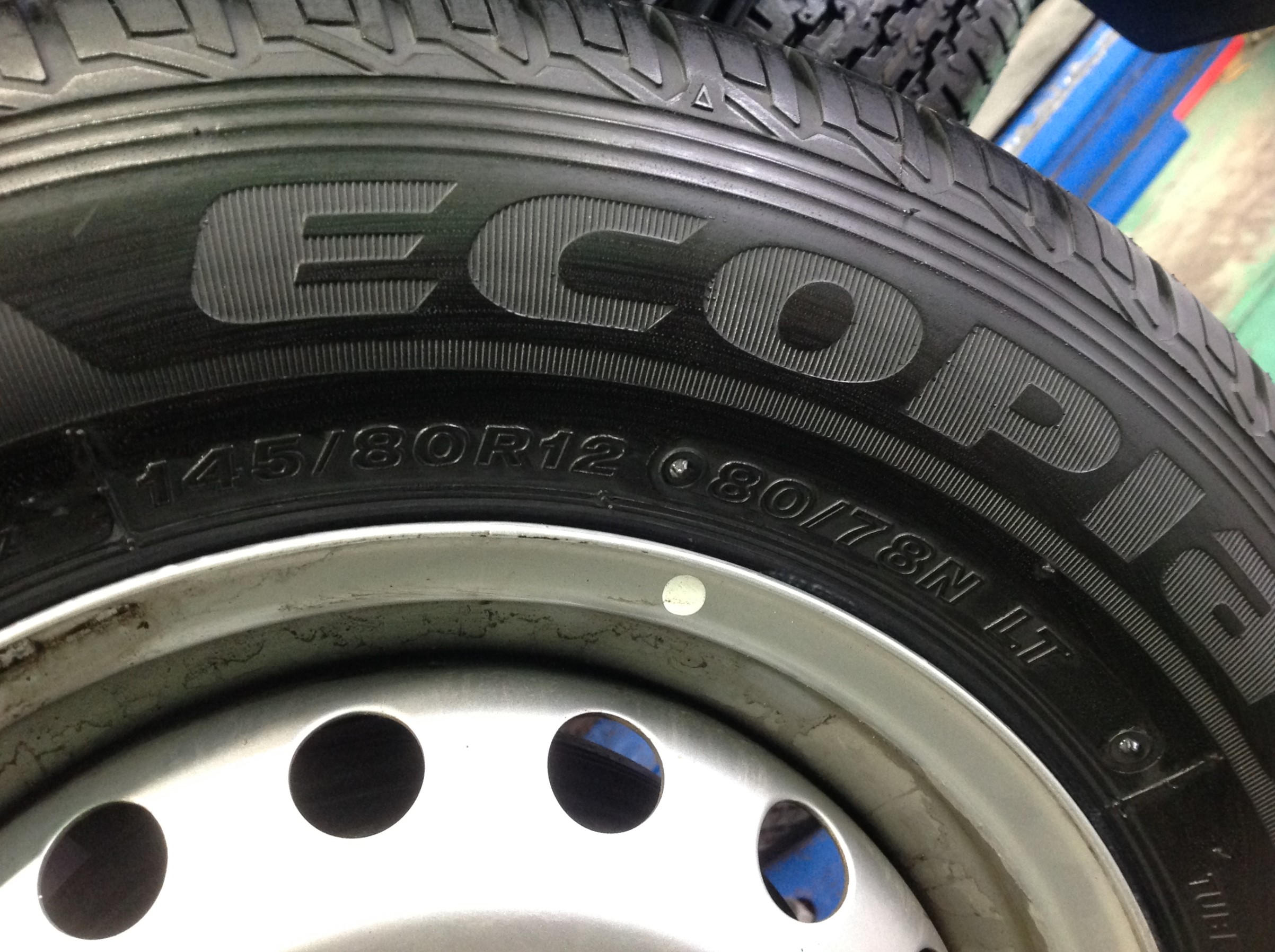 新着セール ハイゼットトラック S500系用 サマータイヤ ブリヂストン