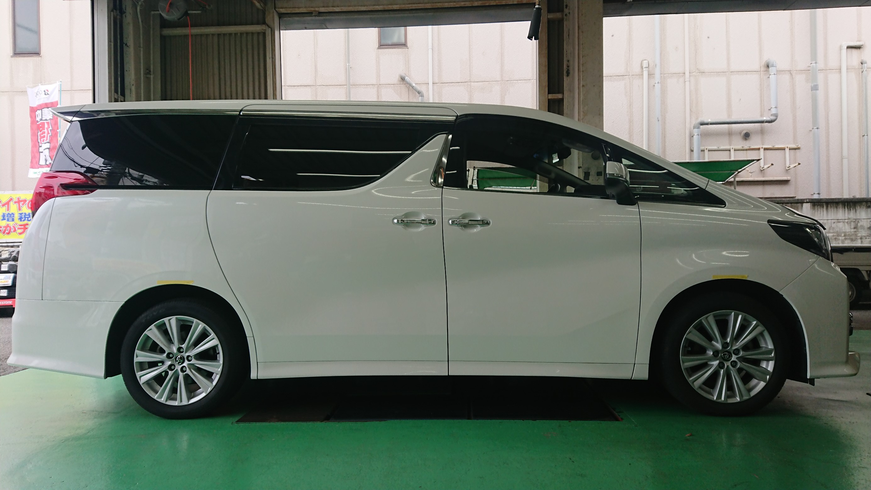 ヴェルファイア テイン車高調 トヨタ ヴェルファイア その他 パーツ取付 足回り関係取付 スタッフ日記 タイヤ館 石神井 東京都のタイヤ カー用品ショップ タイヤからはじまる トータルカーメンテナンス タイヤ館グループ