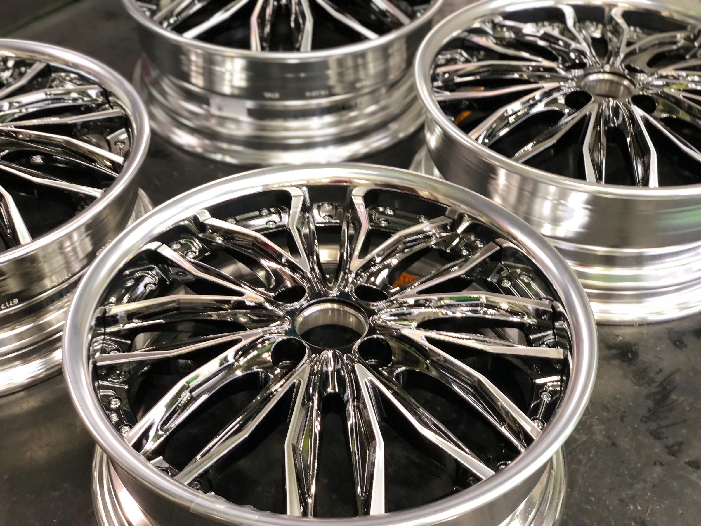 WEDS kranze graben （クレンツェ・グラベン クラインフォルム