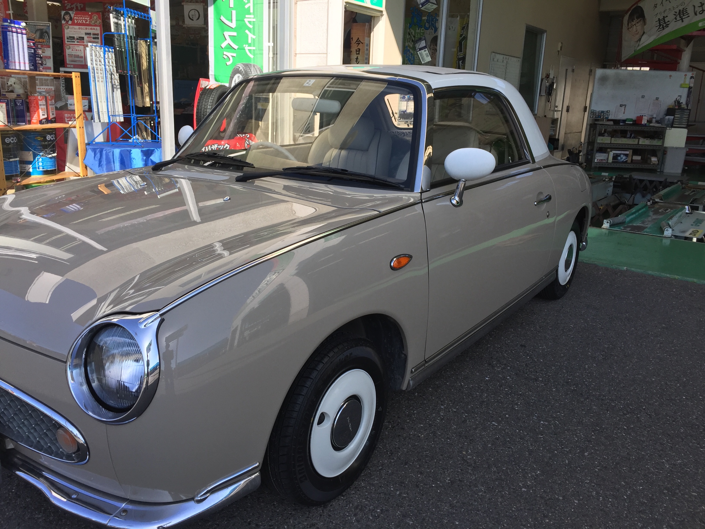 NISSAN フィガロ タイヤ交換！ | 店舗おススメ情報 | タイヤ館