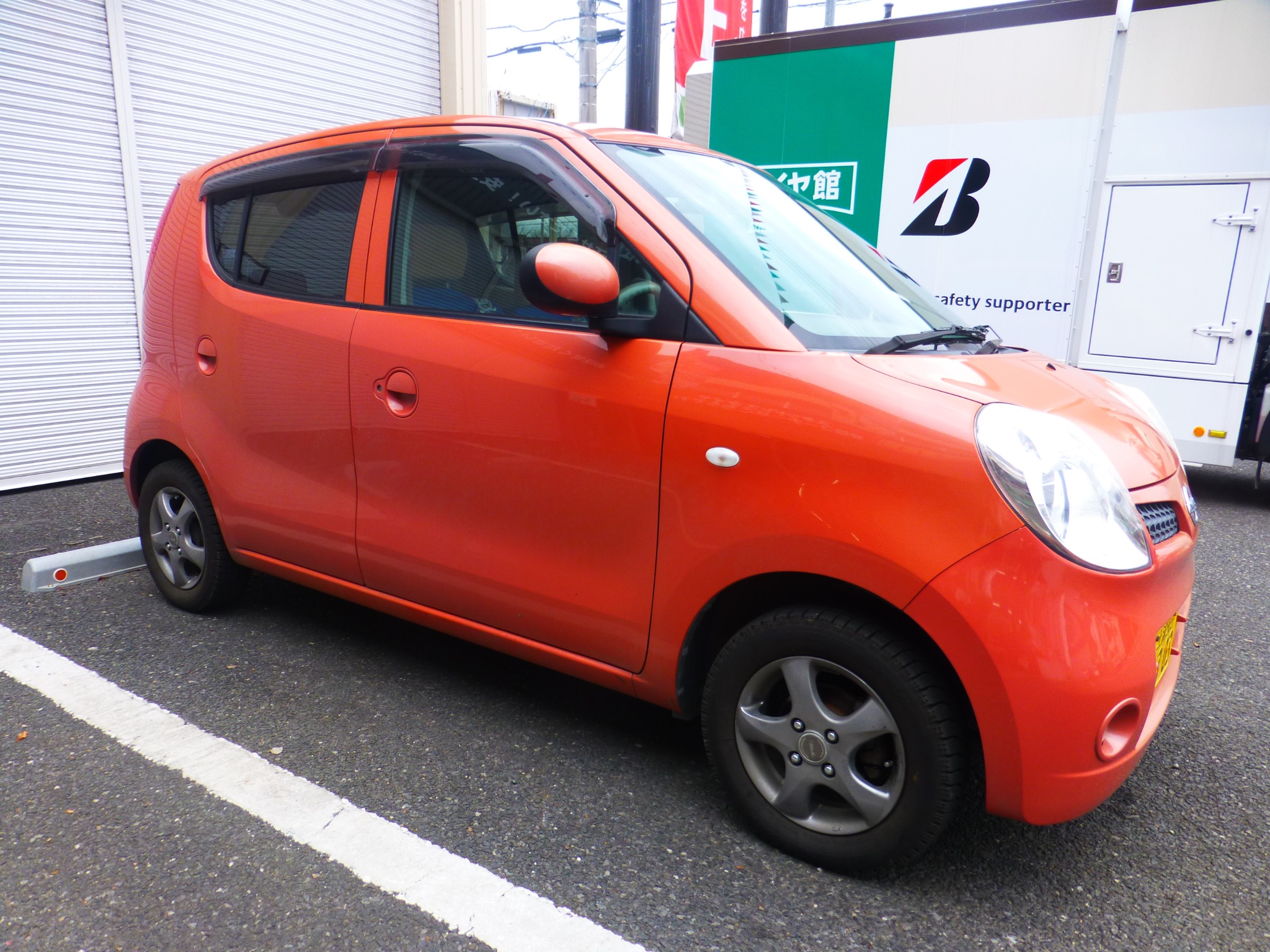 ニッサン Mg22s モコ エアコンフィルター交換を行いました 日産 モコ メンテナンス商品 その他 車検 サービス事例 タイヤ館 阿見 茨城県のタイヤ カー用品ショップ タイヤからはじまる トータルカーメンテナンス タイヤ館グループ