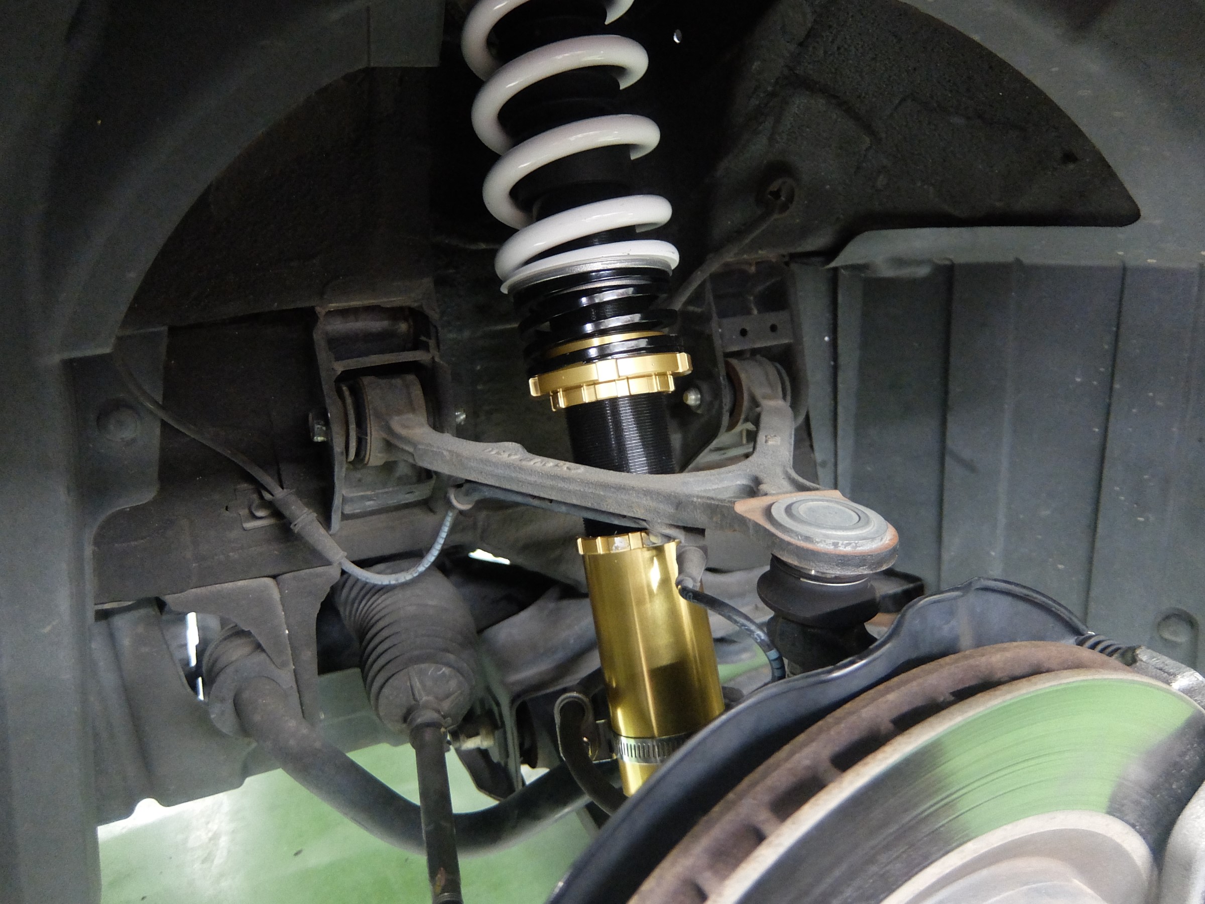 ホンダ S00 Ap2 Hksの車高調を取付けしました ホンダ S00 その他 パーツ取付 サスペンション取付 サービス事例 タイヤ館 うしく上柏田 茨城県のタイヤ カー用品ショップ タイヤからはじまる トータルカーメンテナンス タイヤ館グループ