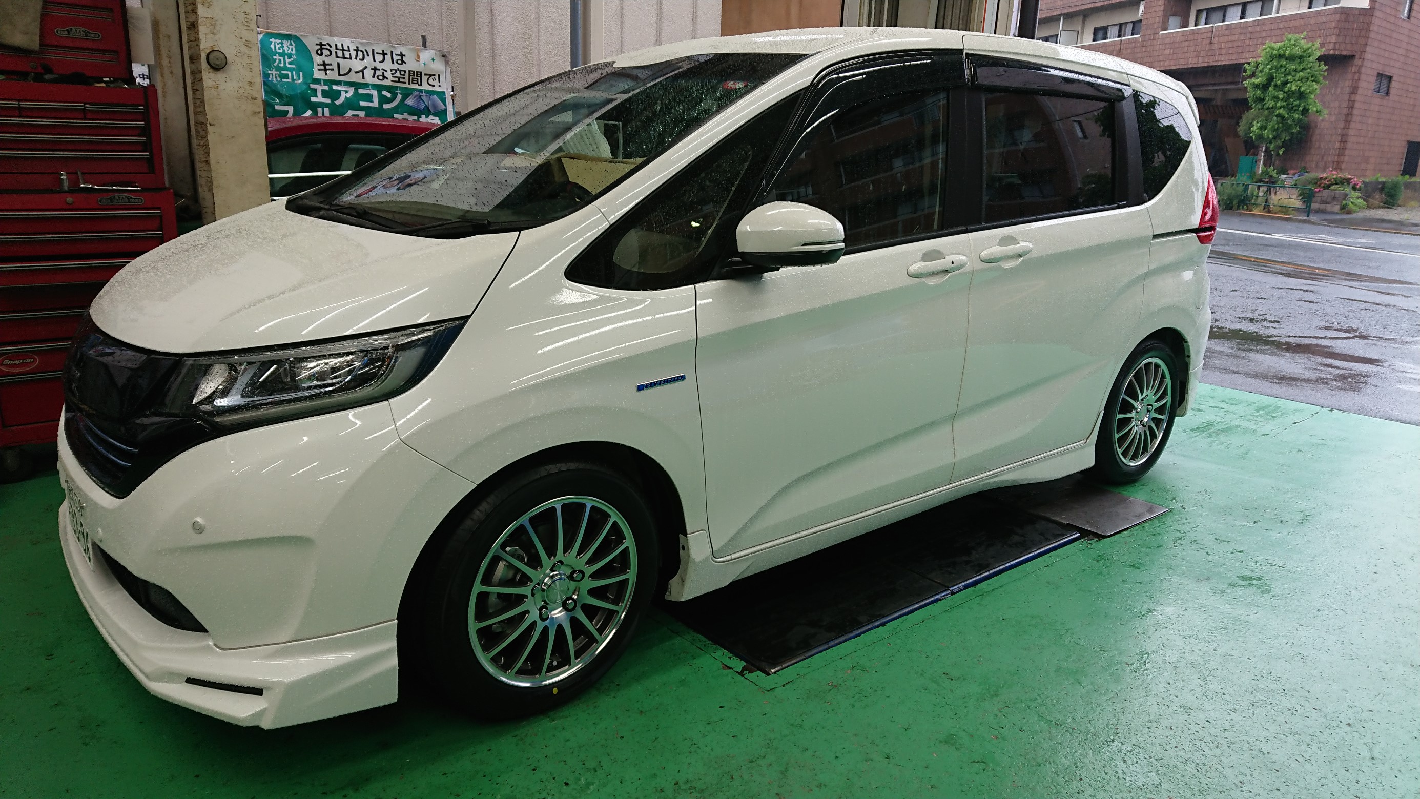 あなたの不満を解消します ホンダ フリード ホイール タイヤ ホイール関連 タイヤ ホイール交換 スタッフ日記 タイヤ館 石神井 東京都のタイヤ カー用品ショップ タイヤからはじまる トータルカーメンテナンス タイヤ館グループ