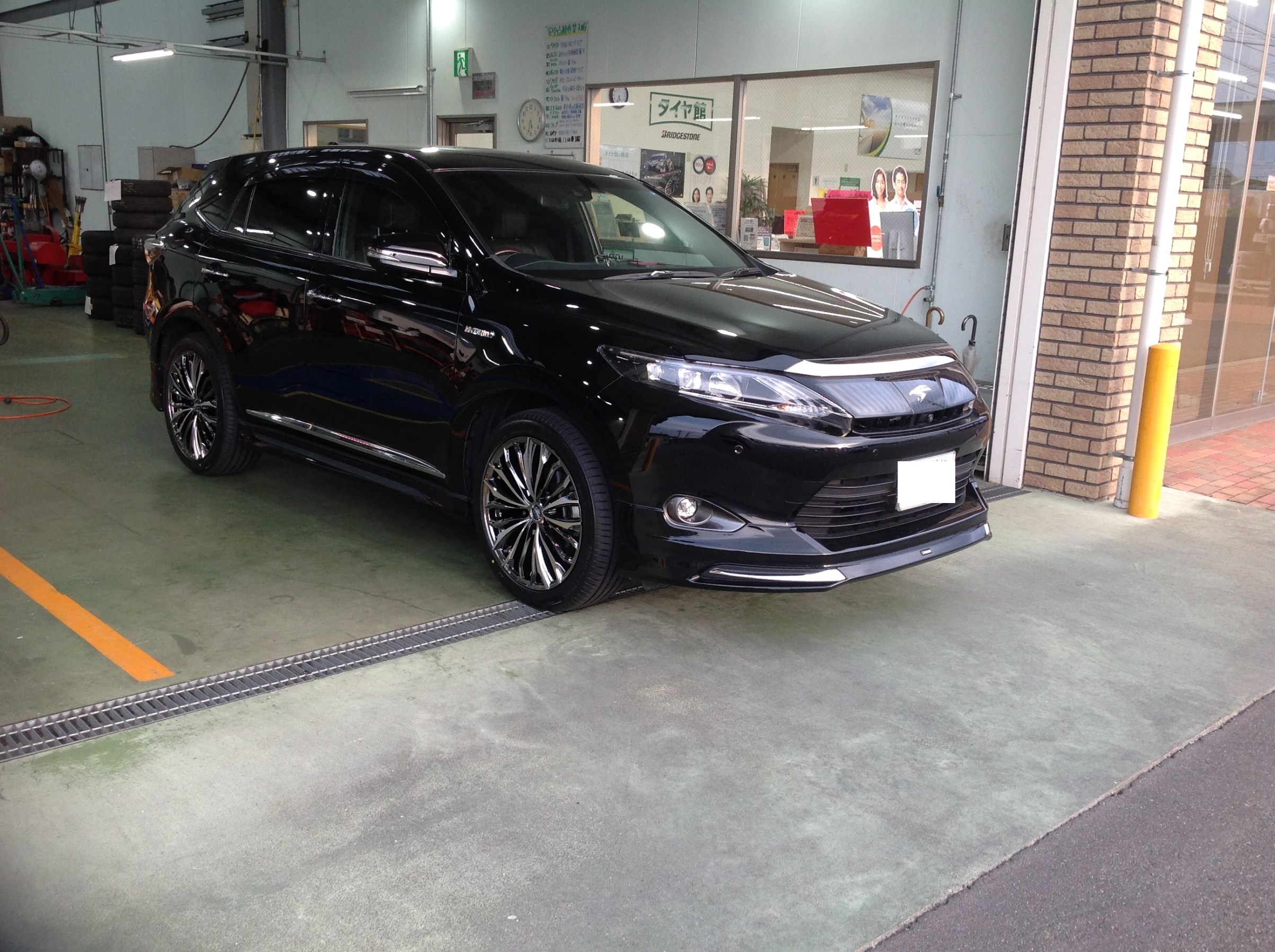 クレンツェ フェルゼン358エボ アレンザ ハリアーHV | 店舗おススメ