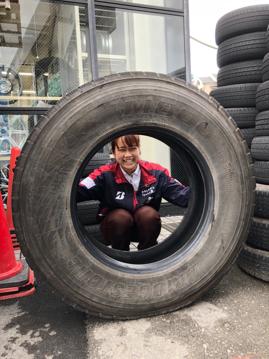 でかい スタッフ日記 タイヤ館 堺 大阪府 和歌山県のタイヤからはじまる トータルカーメンテナンス タイヤ館グループ