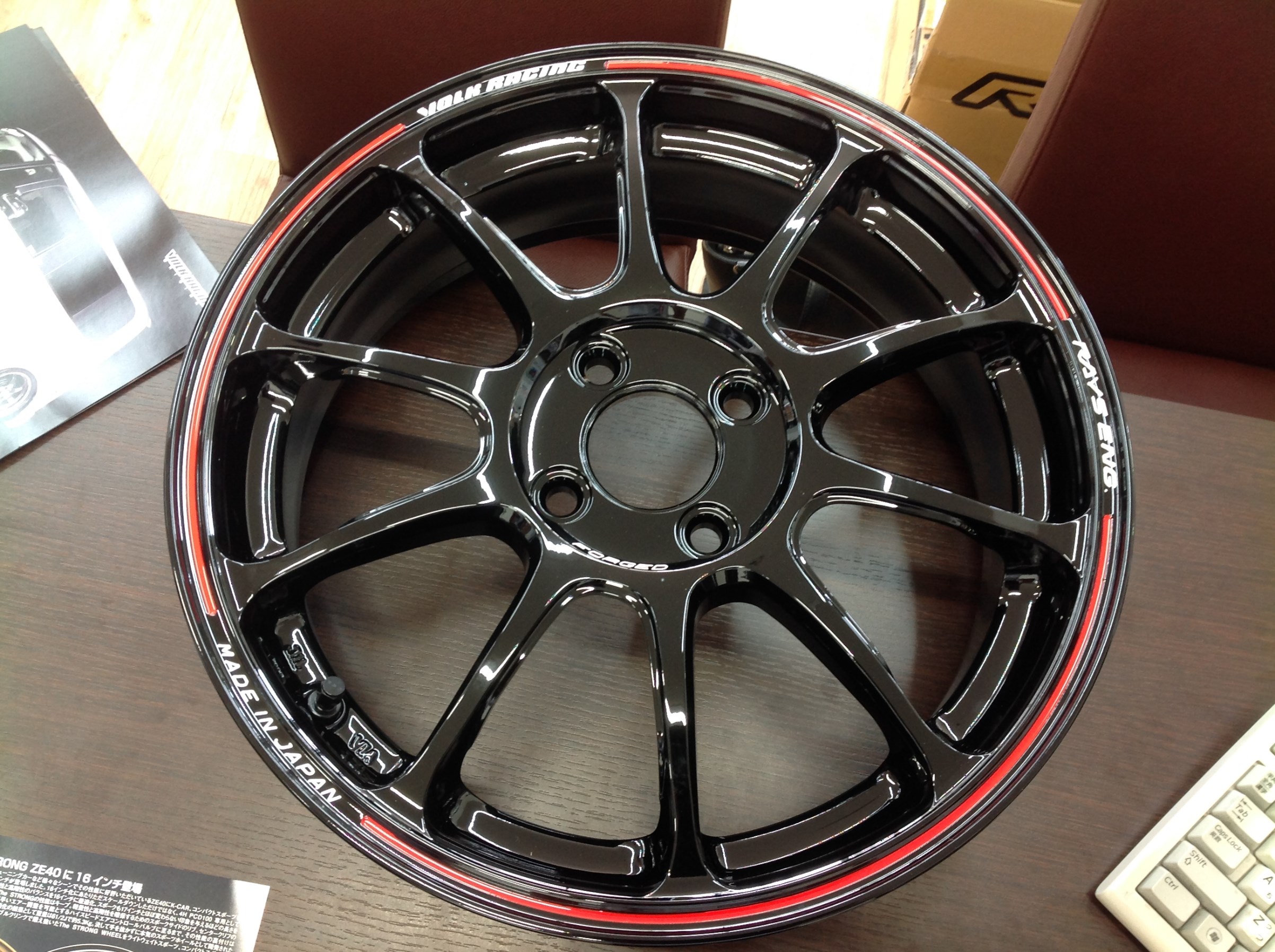 VOLK RACING ZE40 TIME ATTACK EDITION | 店舗おススメ情報 | タイヤ館
