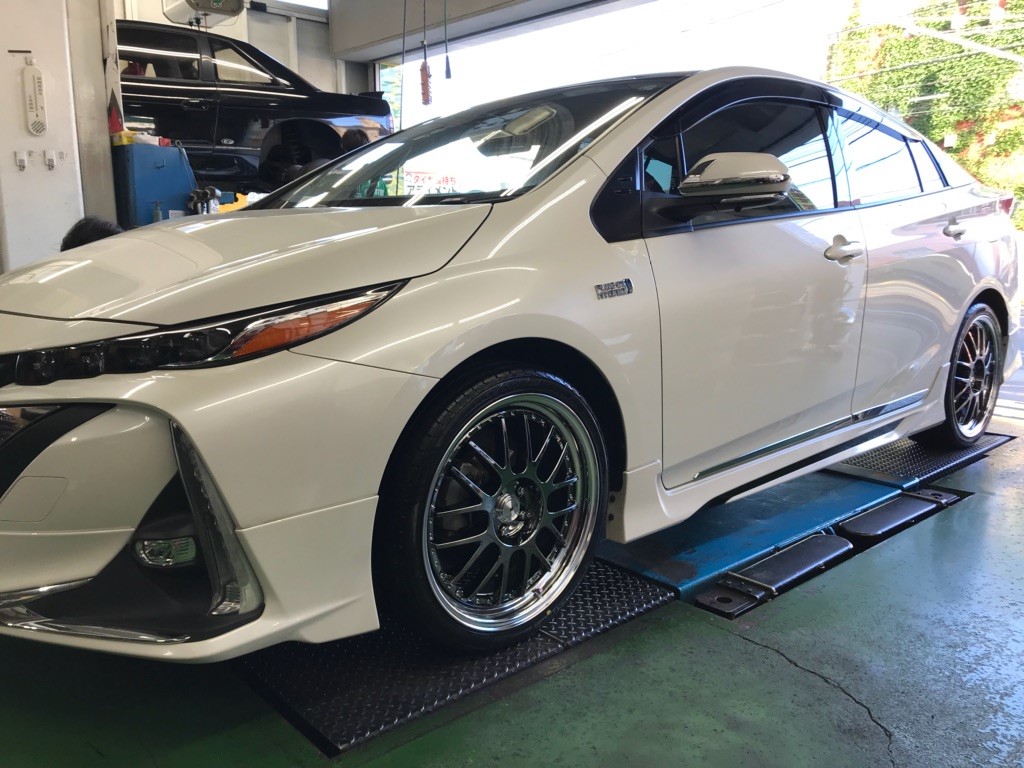トヨタ プリウスPHV（ZVW52) SSR プロフェッサー MS1 19インチ
