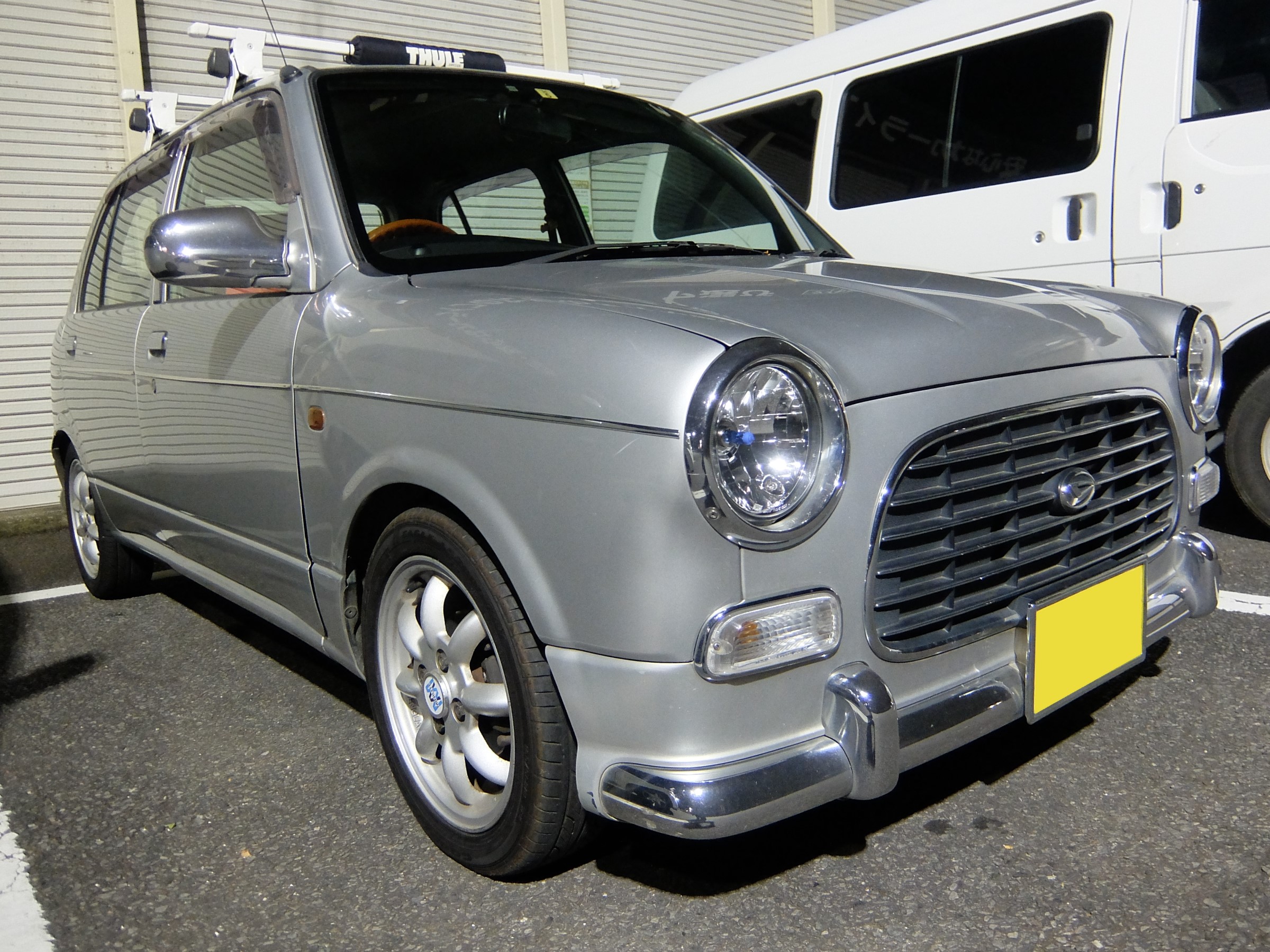 ダイハツ ミラジーノ L700s 補機ベルト交換 ダイハツ ミラジーノ メンテナンス商品 その他 車検 サービス事例 タイヤ館 うしく上柏田 茨城県のタイヤ カー用品ショップ タイヤからはじまる トータルカーメンテナンス タイヤ館グループ