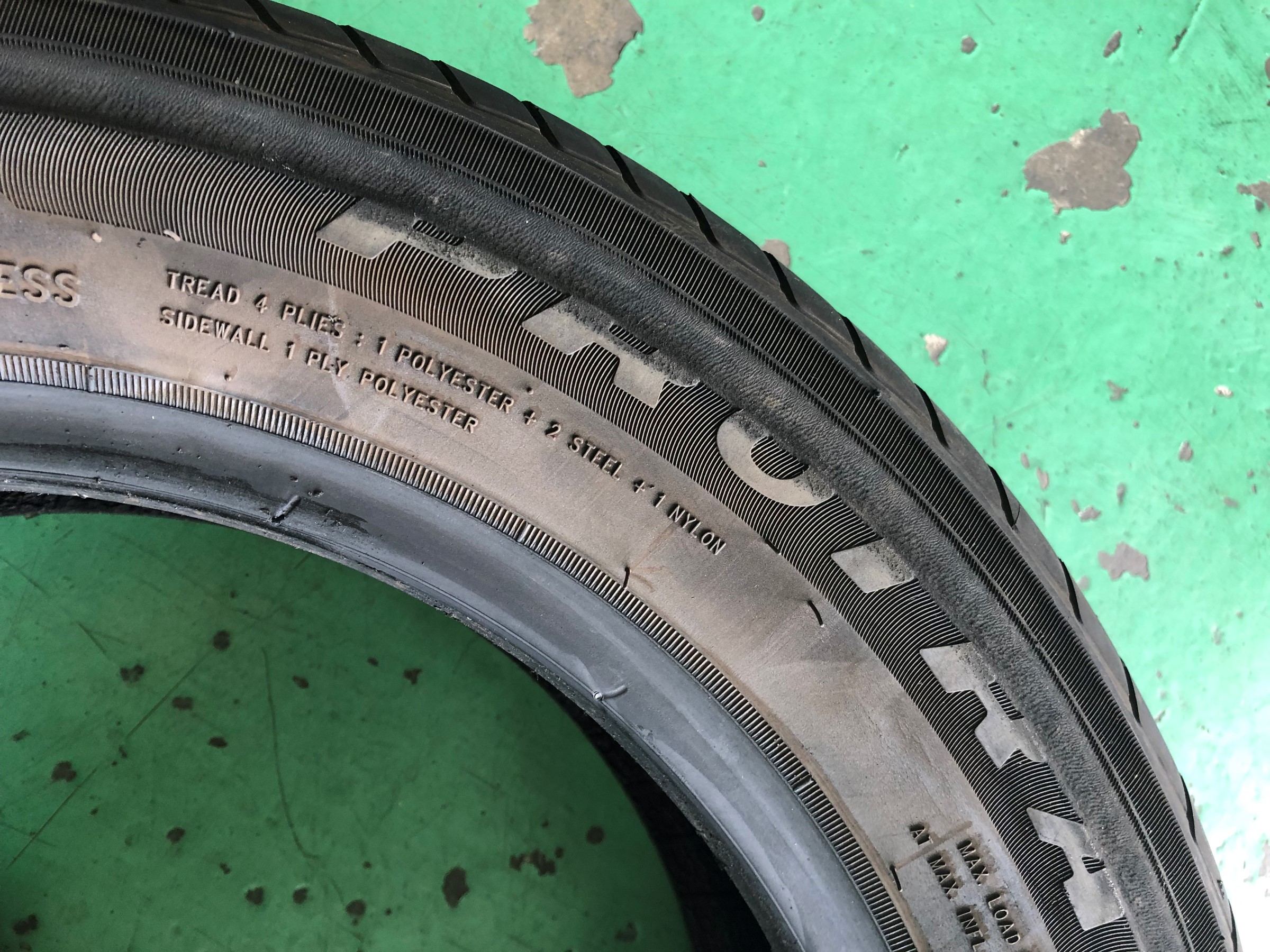 パンク時にはここをチェック 作業紹介 タイヤ館 森町通り タイヤからはじまる トータルカーメンテナンス タイヤ館グループ