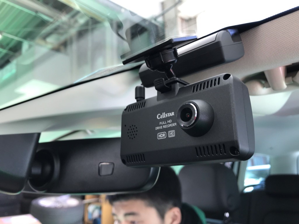VWパサート セルスタードライブレコーダー CSD-690FHR 取付 | 店舗お