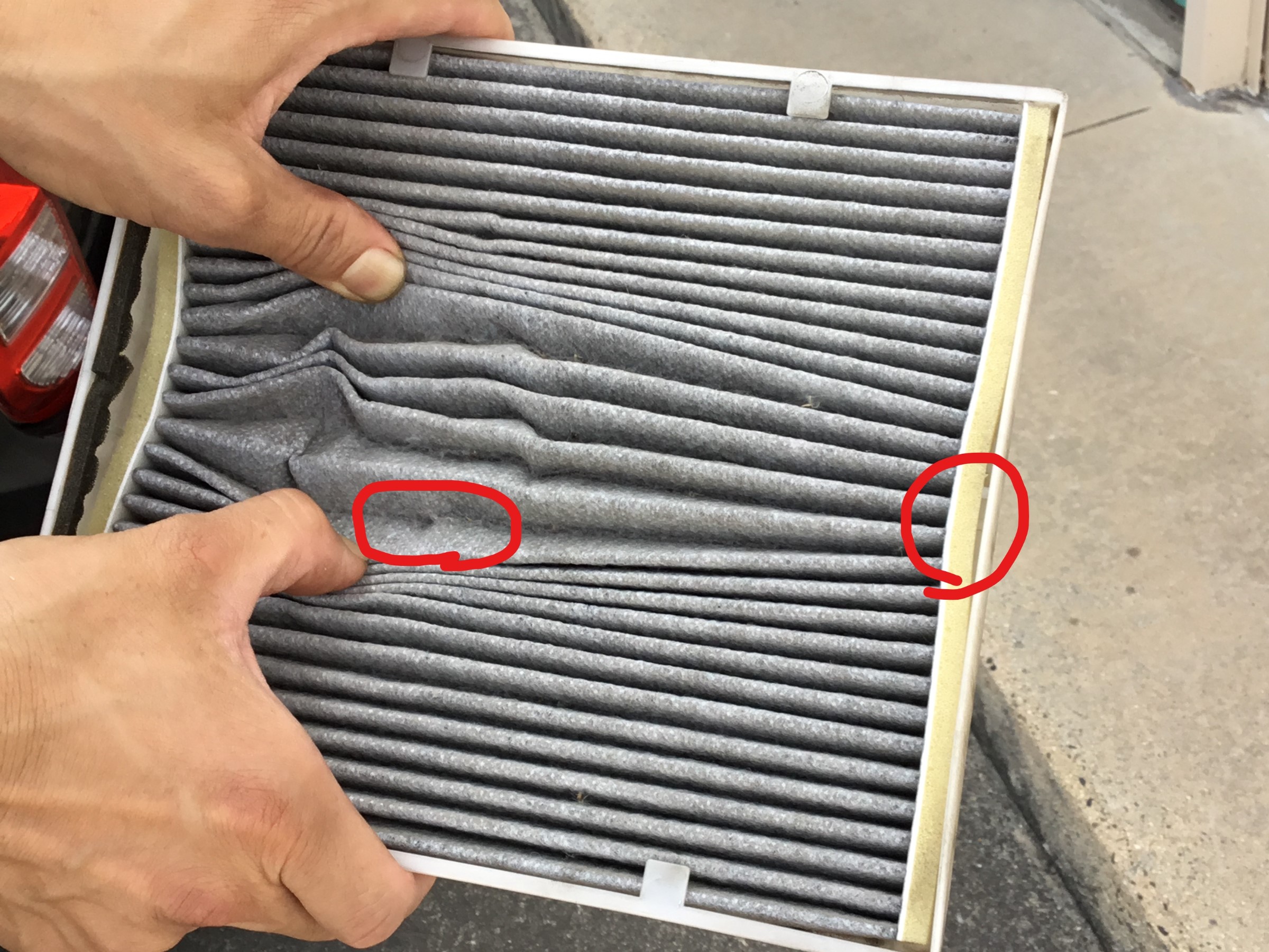 エアコンフィルターの汚れ