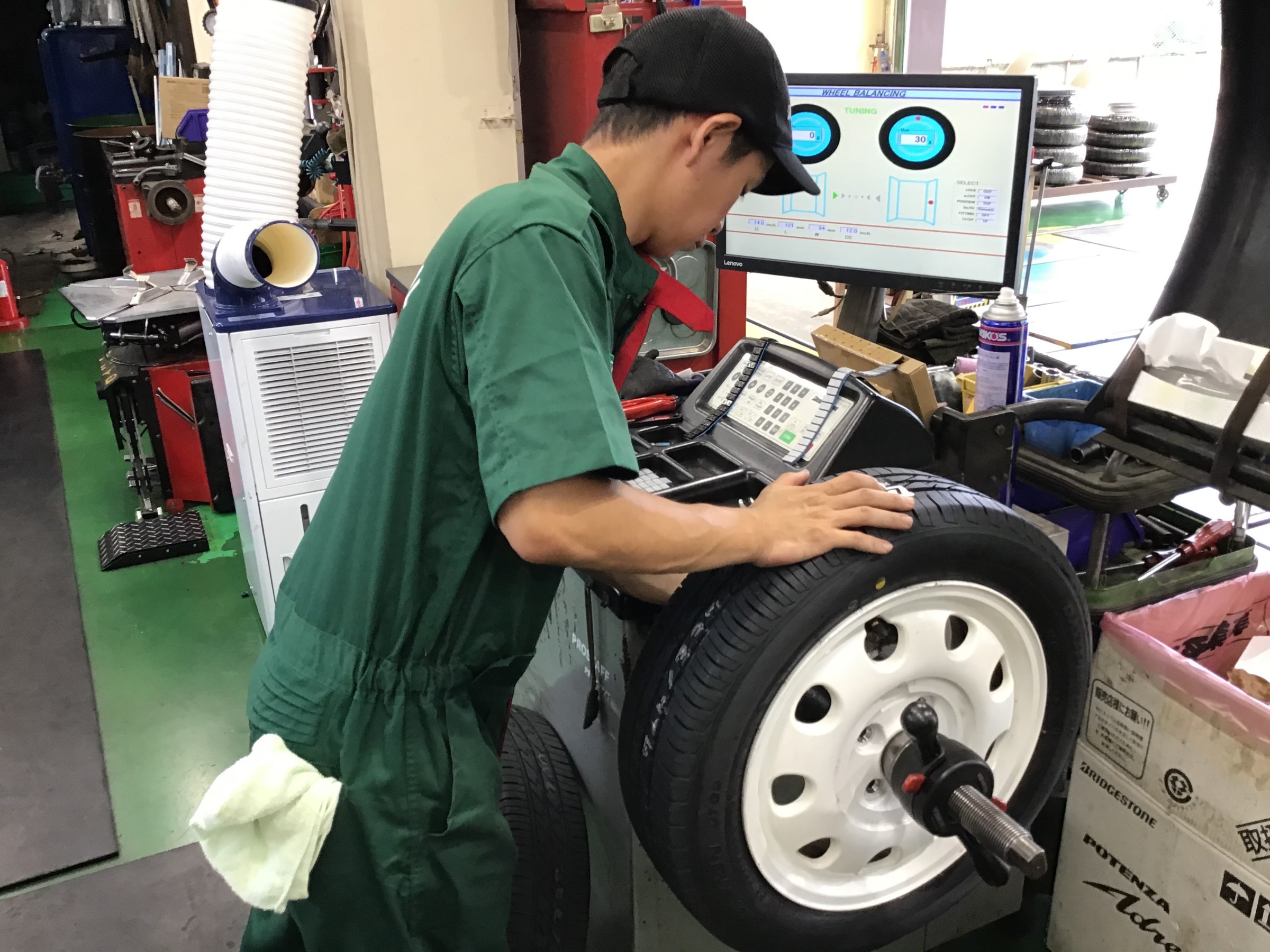 タイヤ交換当日受付中 予約なしでも受付出来ます 彡 スタッフ日記 タイヤ館 坂戸 タイヤからはじまる トータルカーメンテナンス タイヤ館 グループ