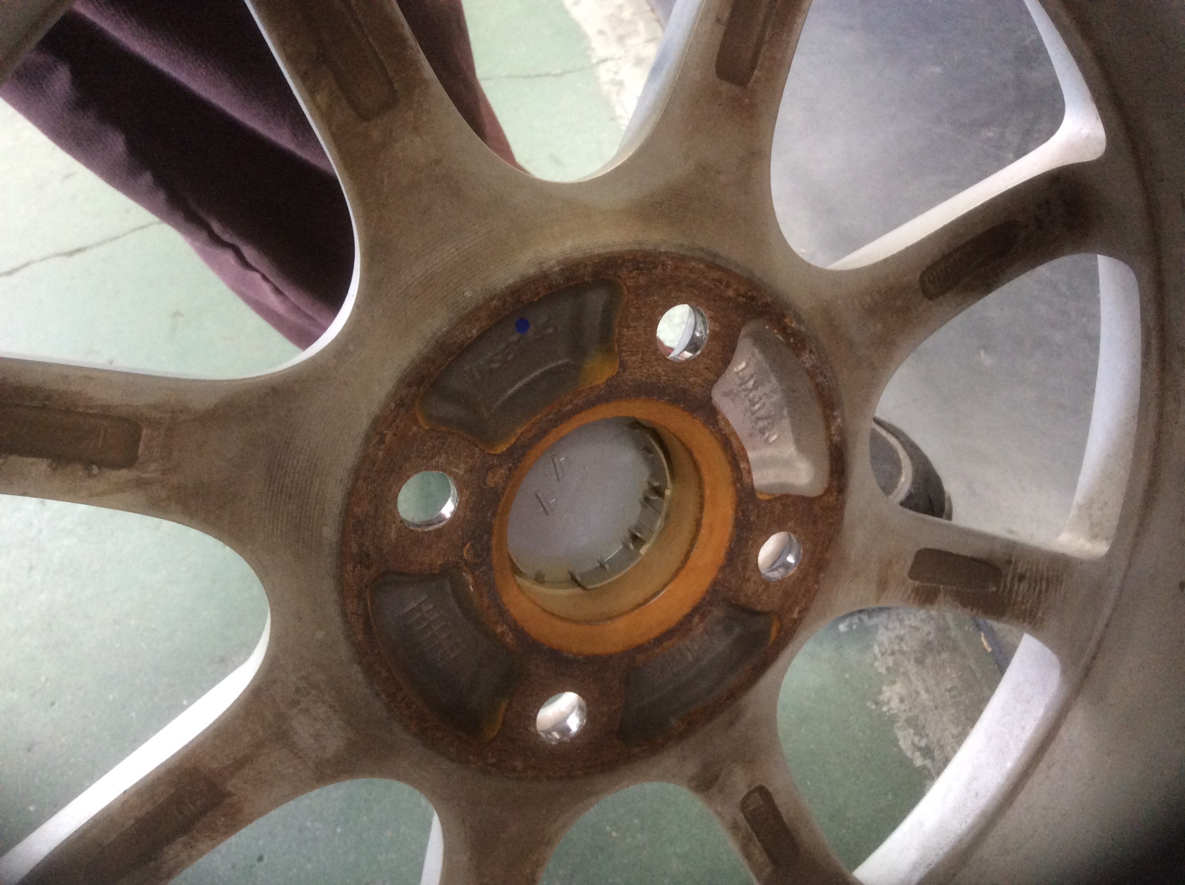 当店のサービス 防錆コーティング 総和店こだわり作業 タイヤ館 総和 茨城県のタイヤ カー用品ショップ タイヤからはじまる トータルカーメンテナンス タイヤ館グループ