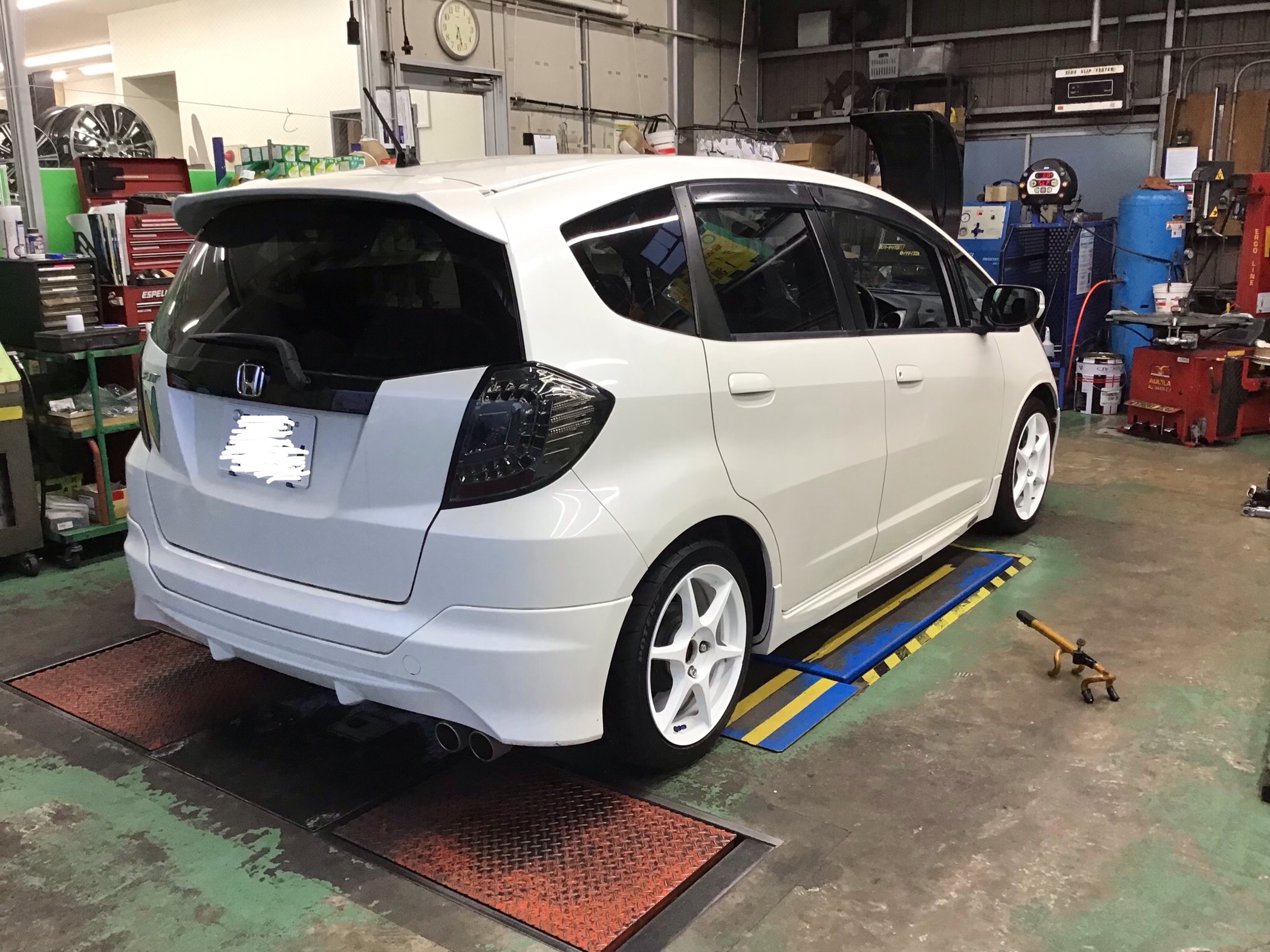 HONDA・FIT】 POTENZA RE003 交換 | ホンダ フィット タイヤ タイヤ