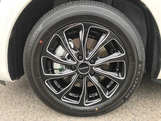 トヨタ シエンタ バルミナT10 B/SN 15インチ クロス入替 | トヨタ