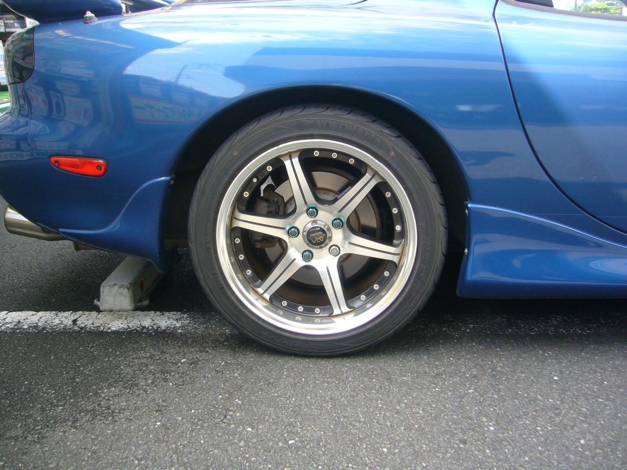 マツダ RX-7 (FD3S) TEIN車高調取り付け | 店舗おススメ情報