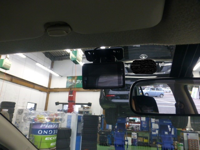 ニッサン Adバン ドラレコ ｅｔｃ取り付け 日産 Ad サービス事例 タイヤ館 阿見 茨城県のタイヤ カー用品ショップ タイヤからはじまる トータルカーメンテナンス タイヤ館グループ