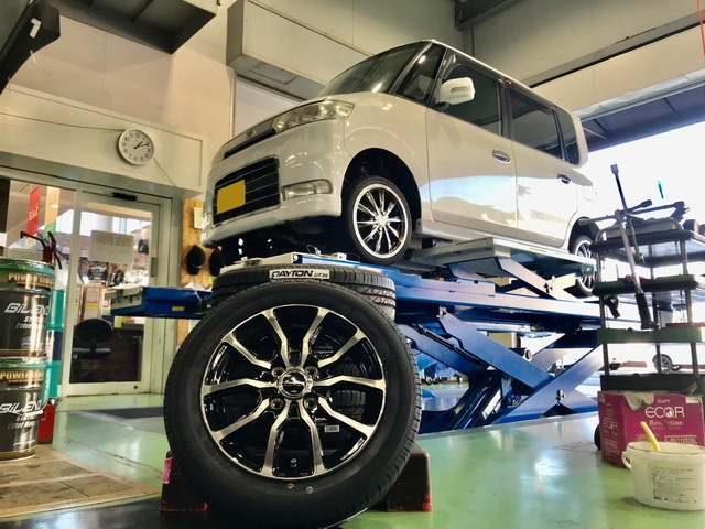ダイハツ タント（Ｌ350）のタイヤホイール交換をしました