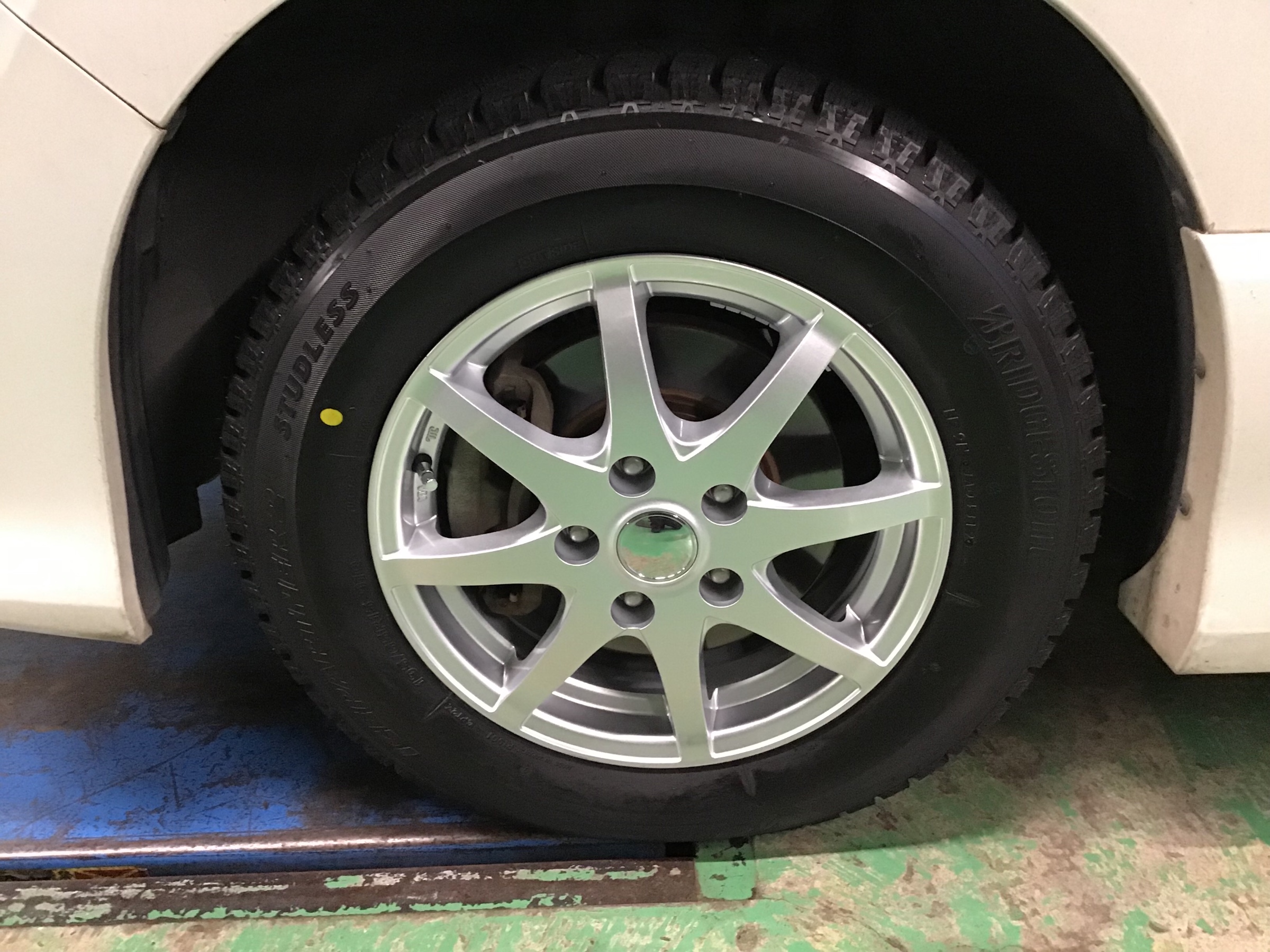 スマート15 5／114＋スタッドレス 2021年製 195／65ｒ15 セレナ | www