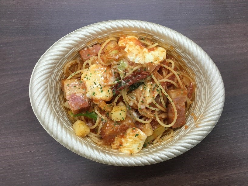 厚切りベーコンの食感とチーズ＆トマトが絶品！
