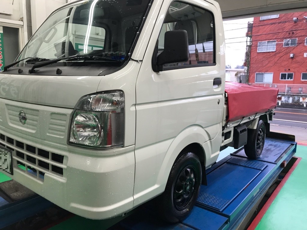 日産NV100 軽トラック ガイアクロス 12インチ取付 | 日産 NV100 ホイール タイヤ・ホイール関連 > タイヤ・ホイール交換 |  サービス事例 | タイヤ館 瀬谷 | 神奈川県のタイヤ、カー用品ショップ タイヤからはじまる、トータルカーメンテナンス タイヤ館グループ