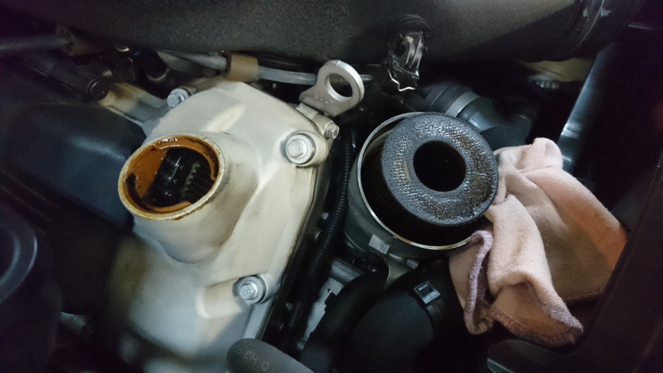 BMW E90 M3 エンジンオイル＆エレメント交換！ | BMW M3 メンテナンス商品 オイル関連 > WAKO'S/RESPO/NUTEC取扱い  | サービス事例 | タイヤ館 西船橋 | 千葉県のタイヤ、カー用品ショップ タイヤからはじまる、トータルカーメンテナンス タイヤ館グループ