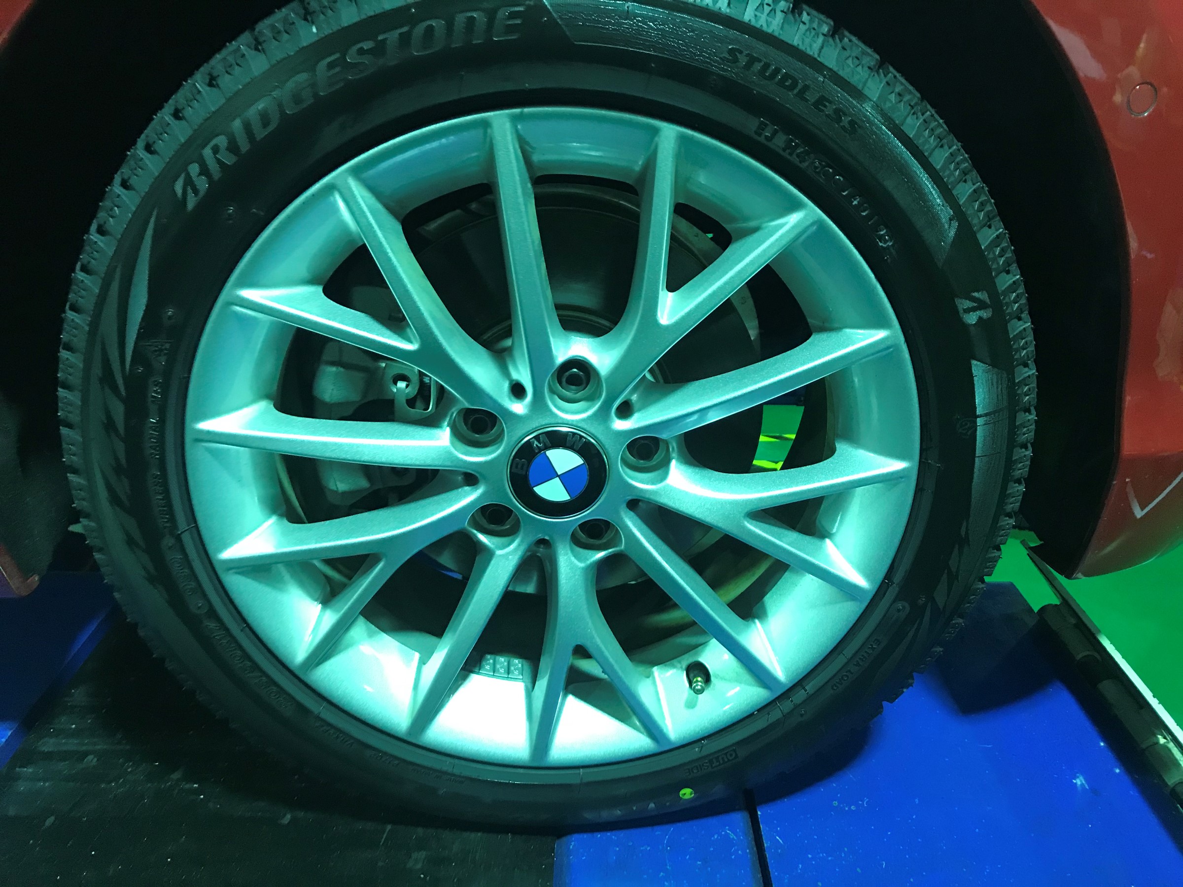 BMW118ℹ︎純正アルミホイール　スタッドレス