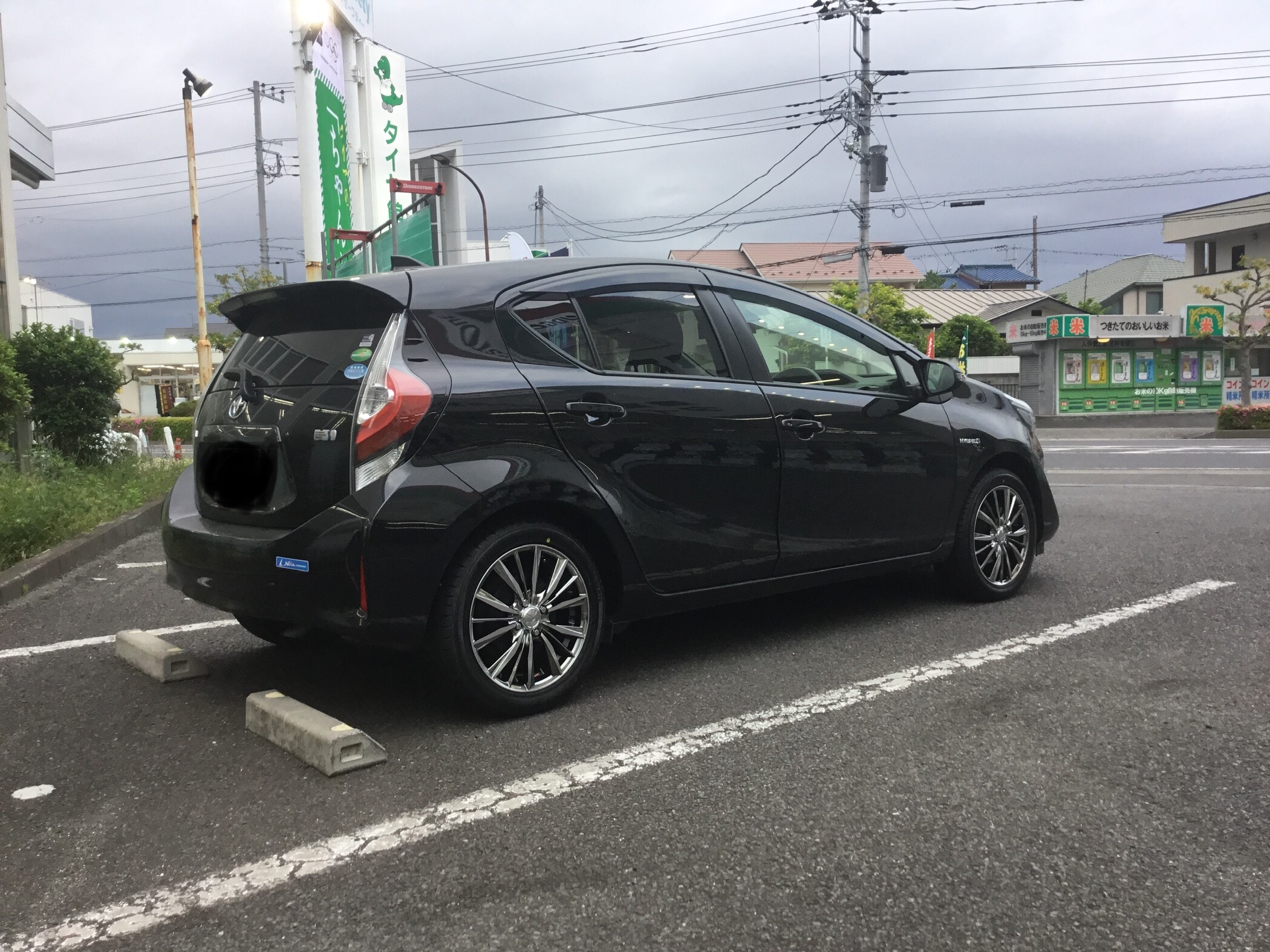 WEDS レオニス UC　16インチ 6J +50　アクア装着 LEONIS UC（レオニス ユーシー）｜weds CO., LTD.（株式会社ウェッズ