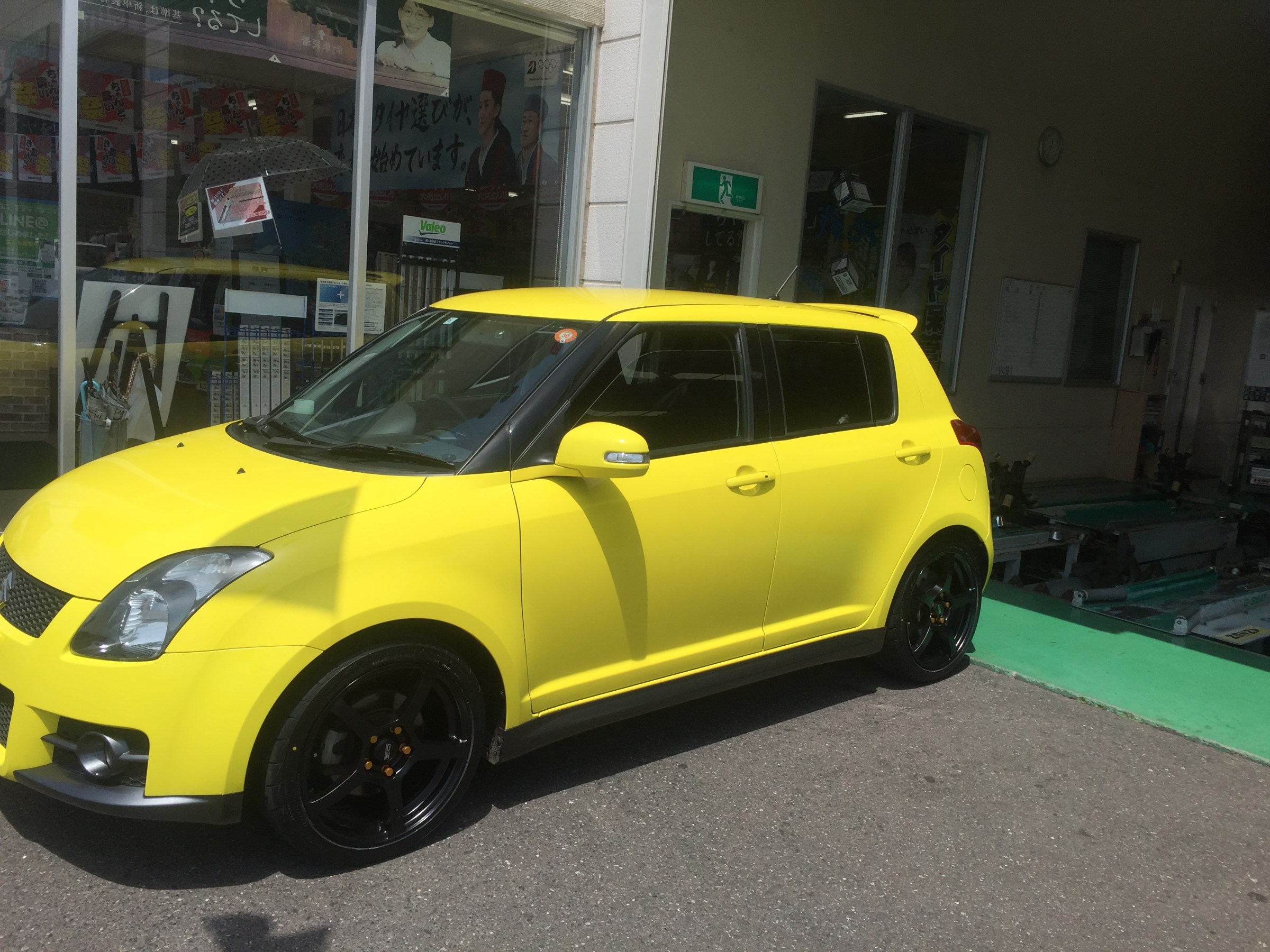 OZ Racing スポーツホイール & ありあまっ Bridgestone スリック