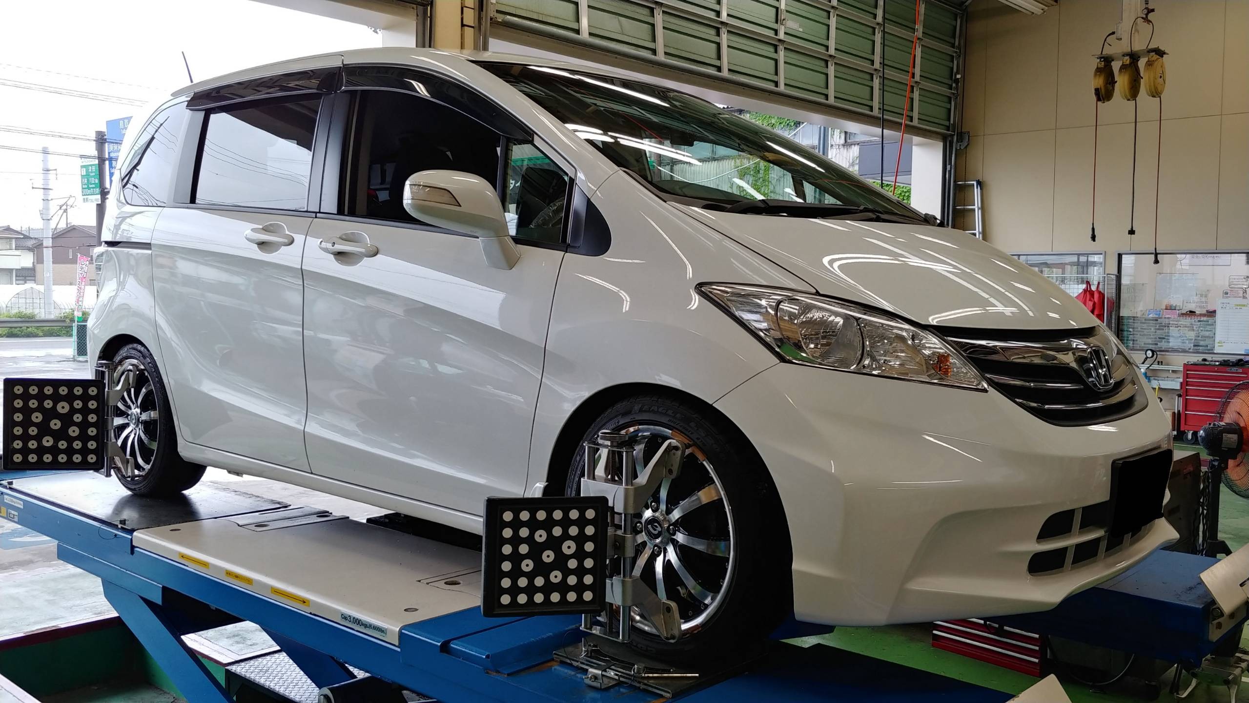 フリード ダウンサス取付け！ | ホンダ フリード その他 パーツ取付