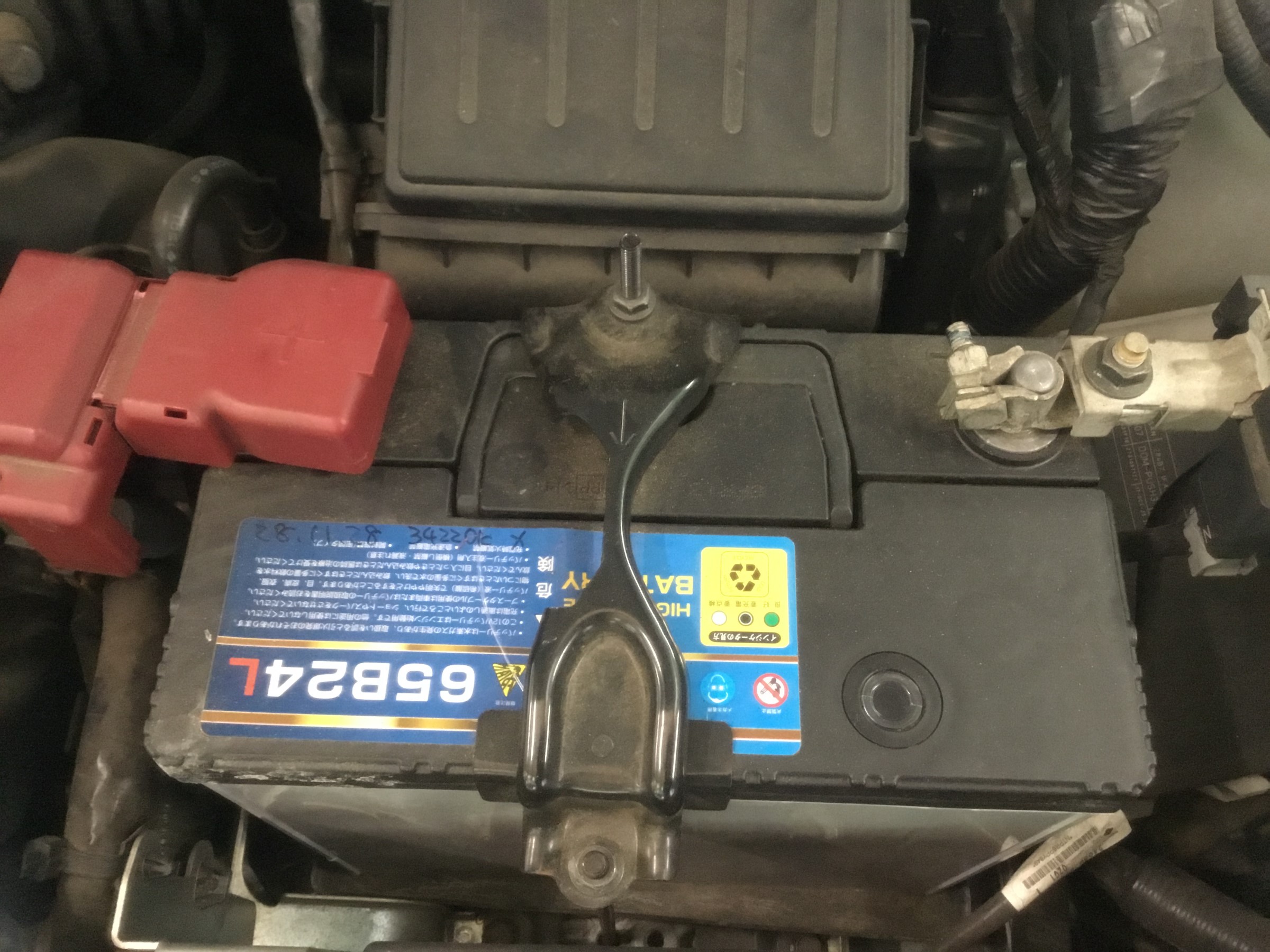 Z12型キューブ、バッテリー交換！ | 店舗おススメ情報 | タイヤ