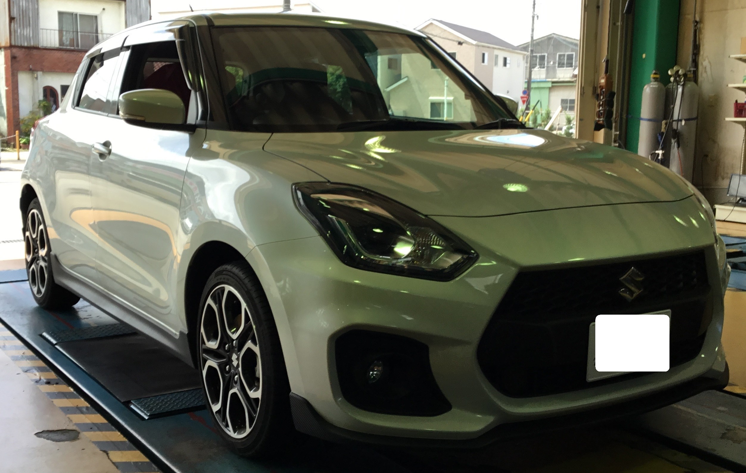 ＺＣ３３Ｓ)スイフトスポーツに車高調取り付けました!! | スズキ