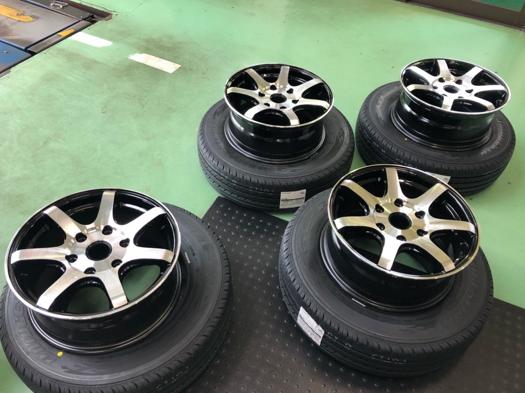 200系ハイエース 16インチホイール取付 | 店舗おススメ情報
