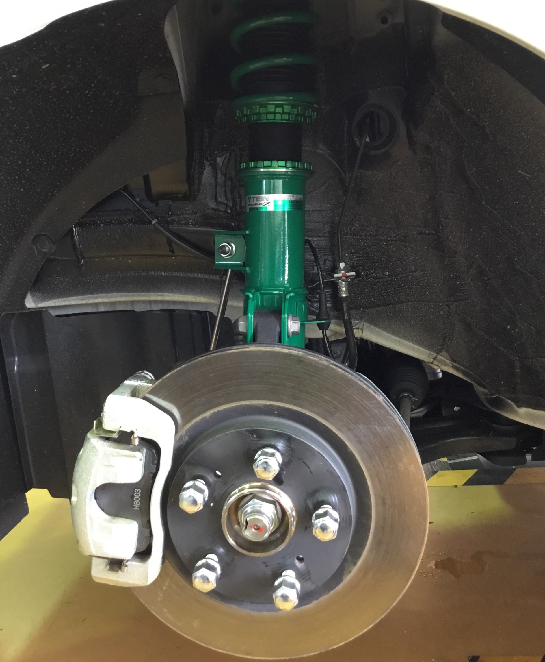 大人気 ZC33S スイフトスポーツ 車高調 TEIN FLEX-Z 取り付けセット
