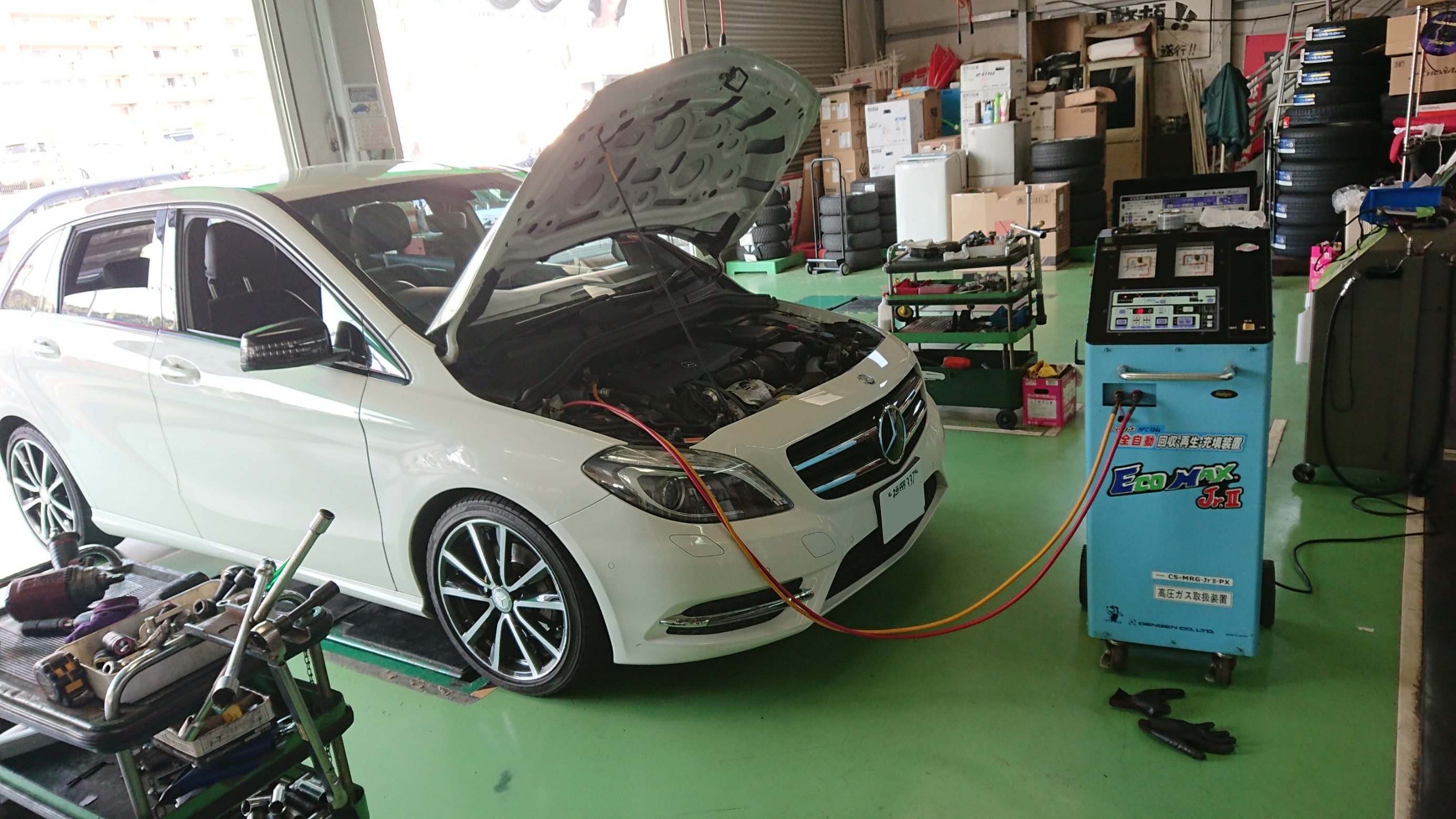 Mercedes Benz エアコン メンテナンス しました メルセデス ベンツ Bクラス メンテナンス商品 技術サービス施工事例 タイヤ館 福岡東 タイヤからはじまる トータルカーメンテナンス タイヤ館グループ