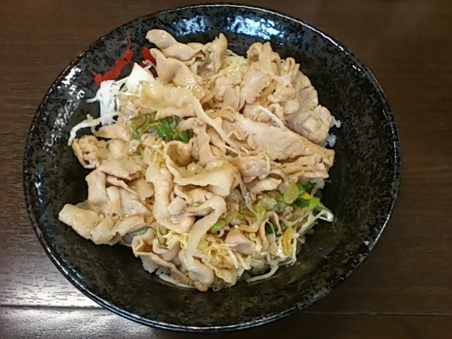 伝説のすた丼屋 スタッフ日記 タイヤ館 小平 東京都のタイヤ カー用品ショップ タイヤからはじまる トータルカーメンテナンス タイヤ館グループ