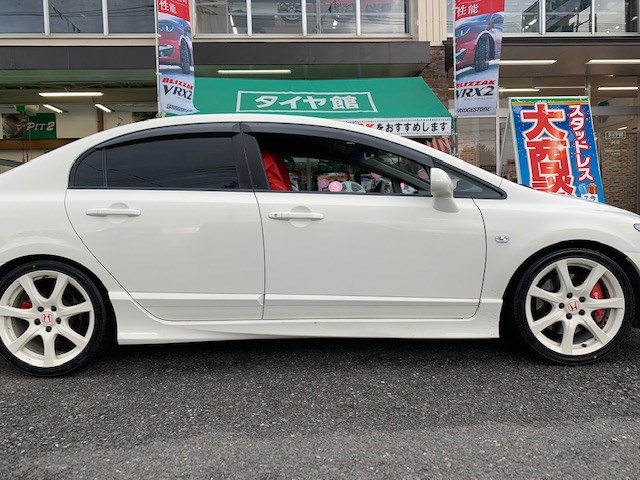 ホンダ FD2 シビック】タイヤ交換です | ホンダ シビック タイヤ